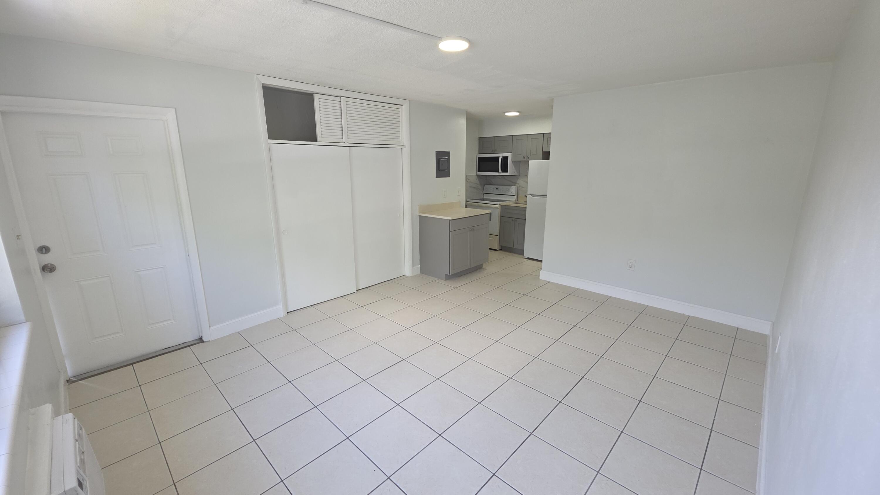 7311 VENETIAN Street 6 Property Photo 1