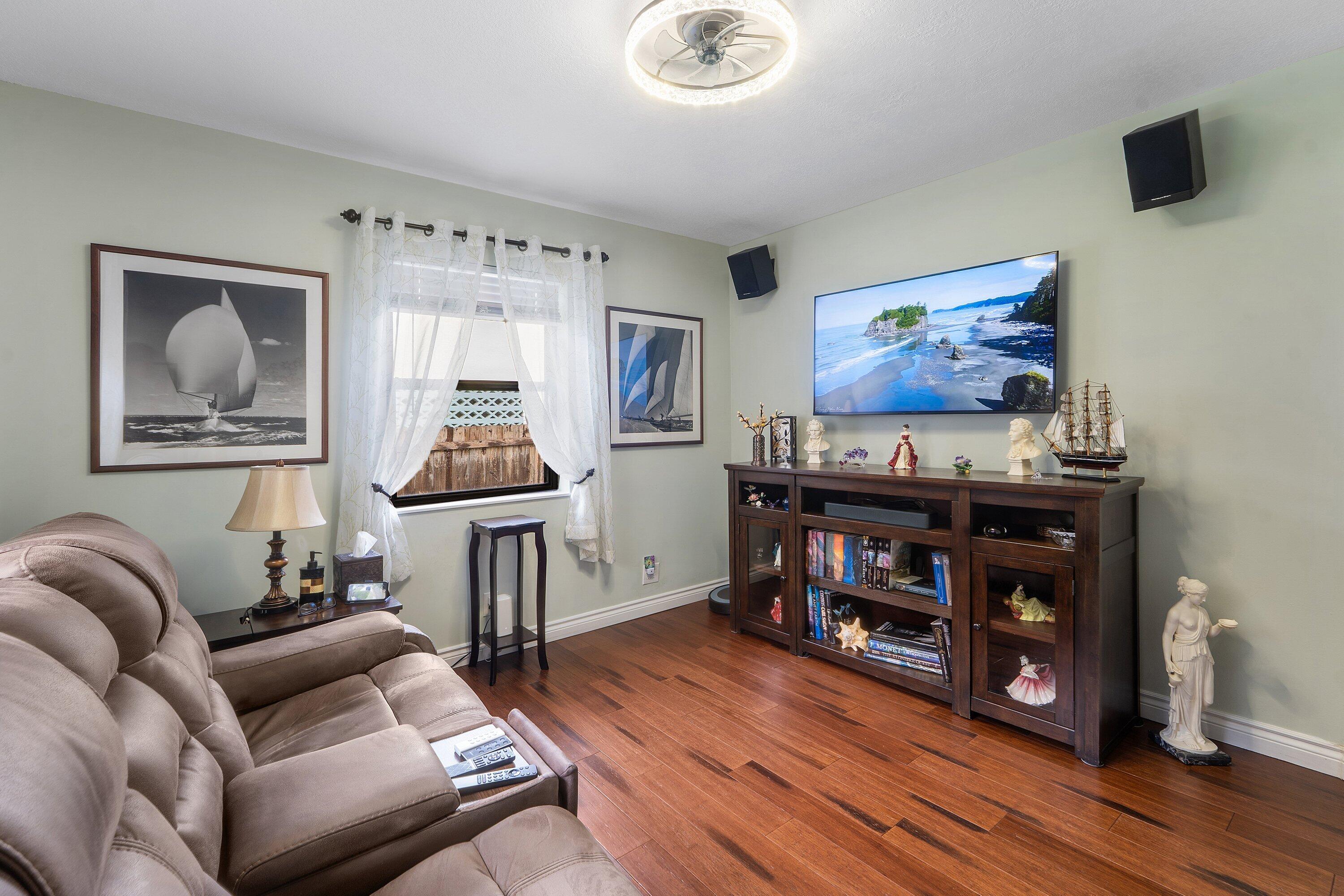 141 Date Palm Drive Property Photo 15
