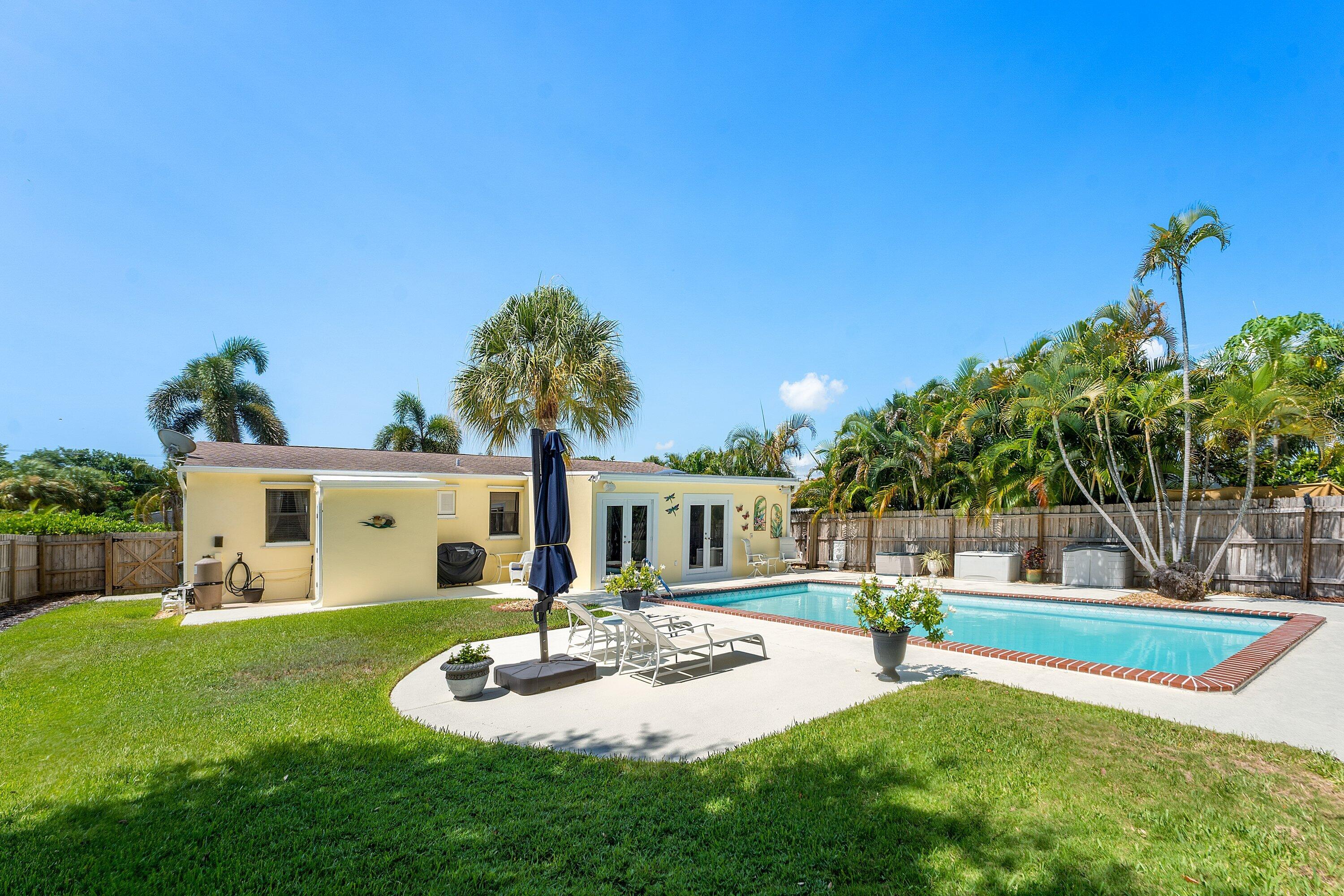 141 Date Palm Drive Property Photo 25