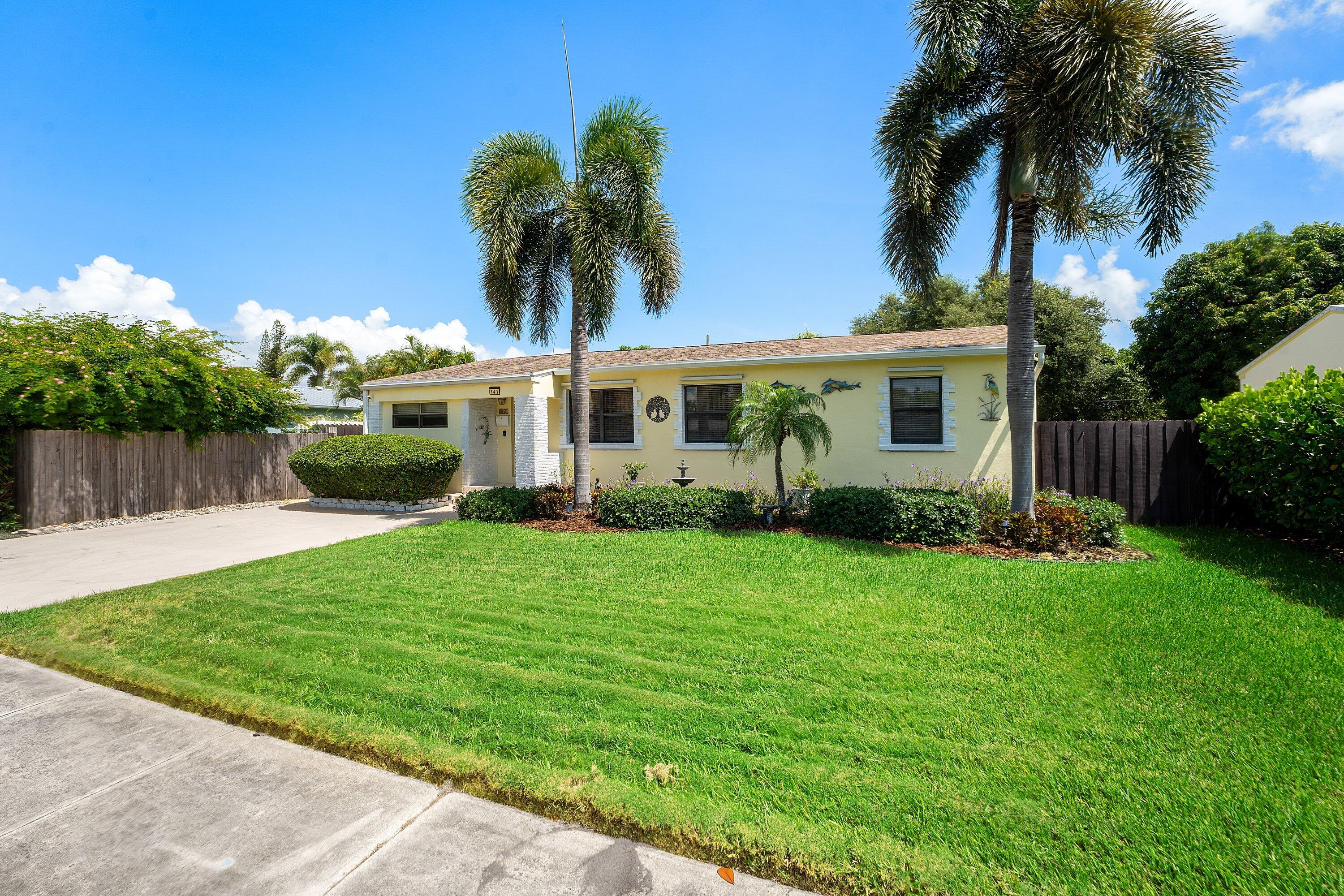 141 Date Palm Drive Property Photo 33