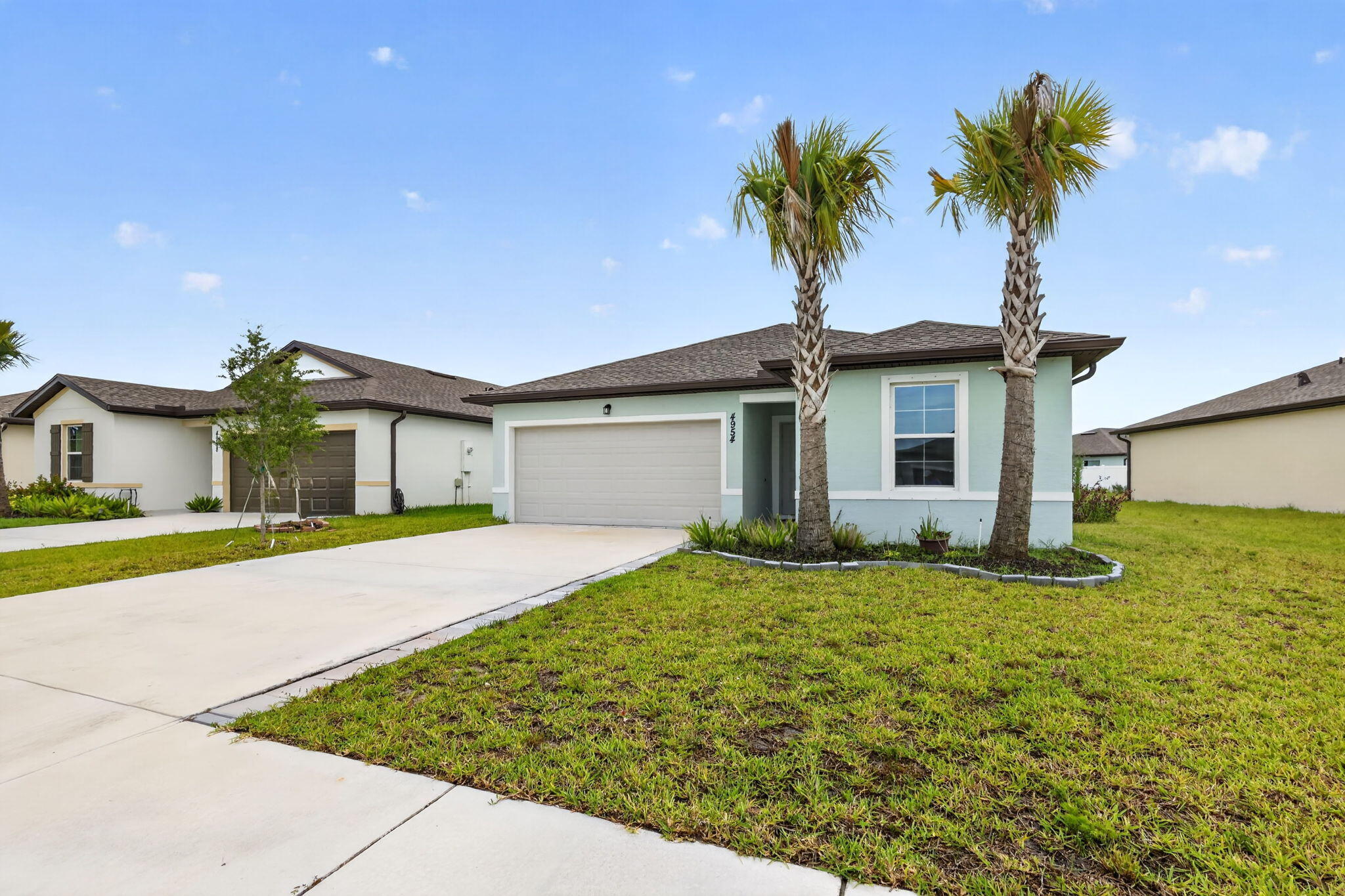 4954 Armina Place Property Photo 3