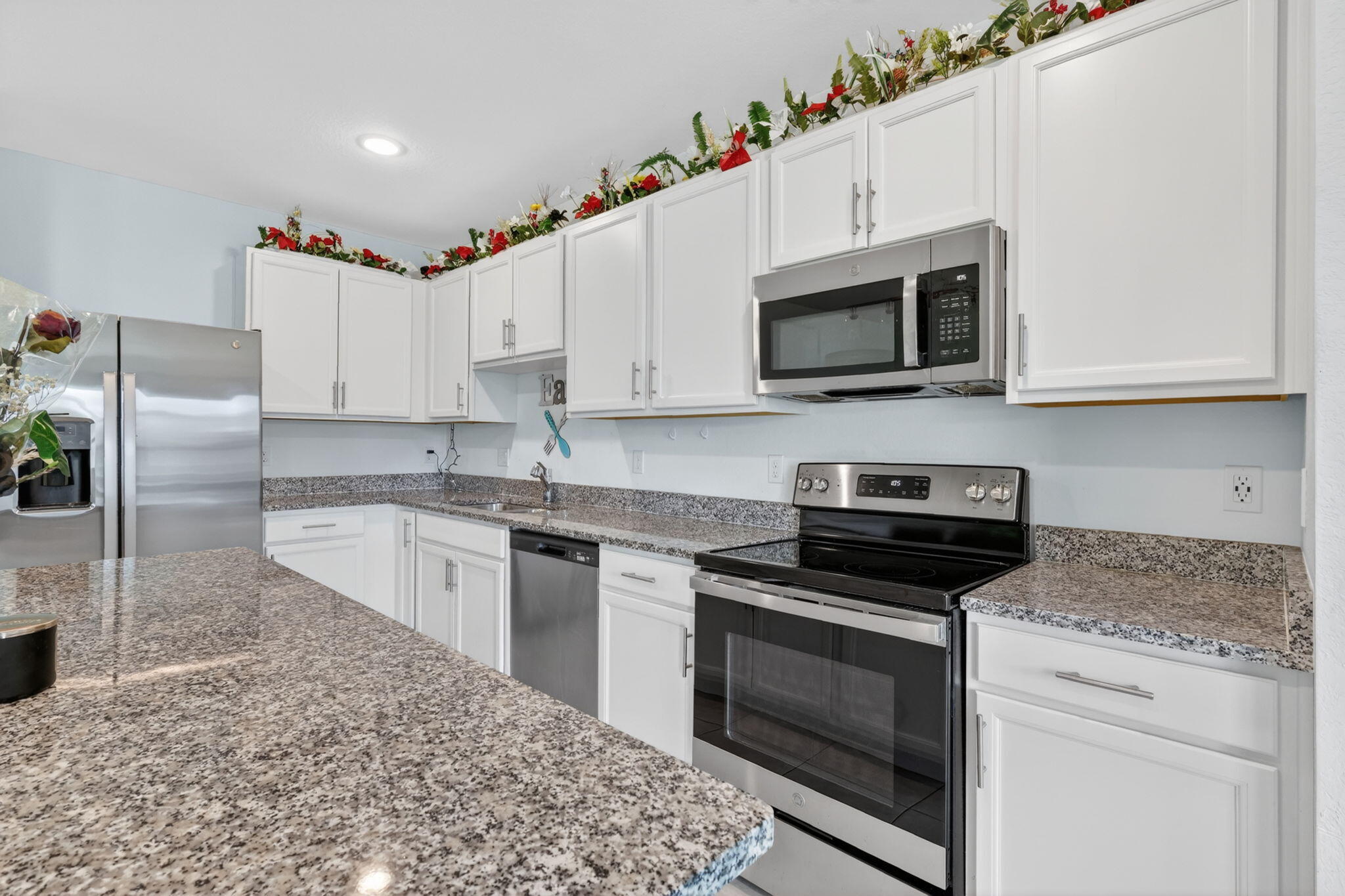4954 Armina Place Property Photo 13