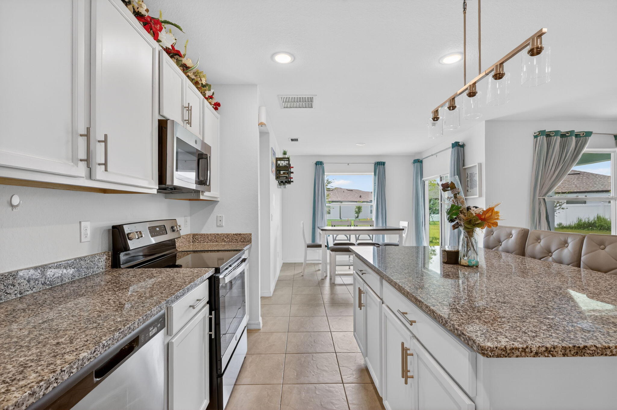 4954 Armina Place Property Photo 15