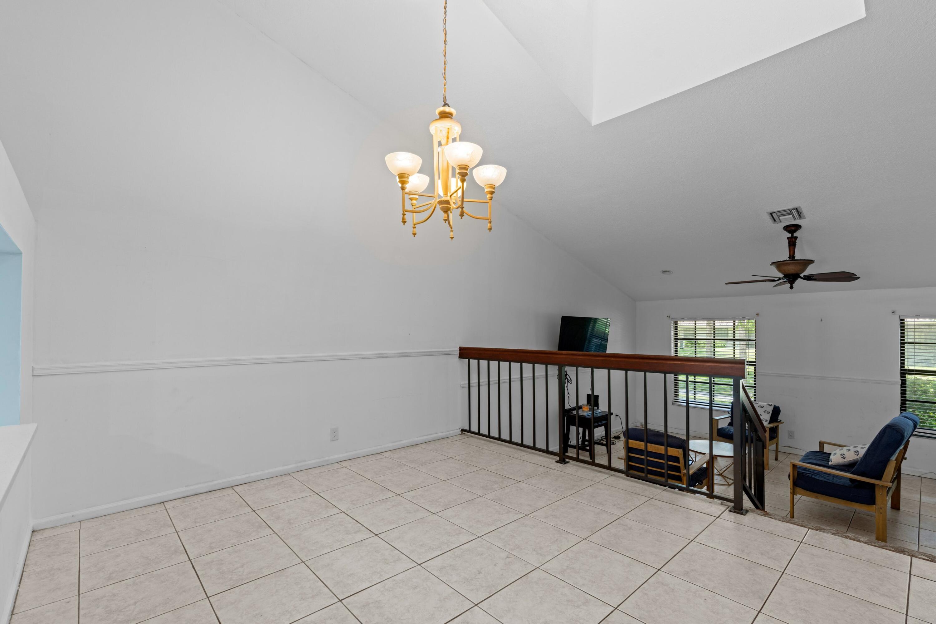 471 Ashwood Place Property Photo 13