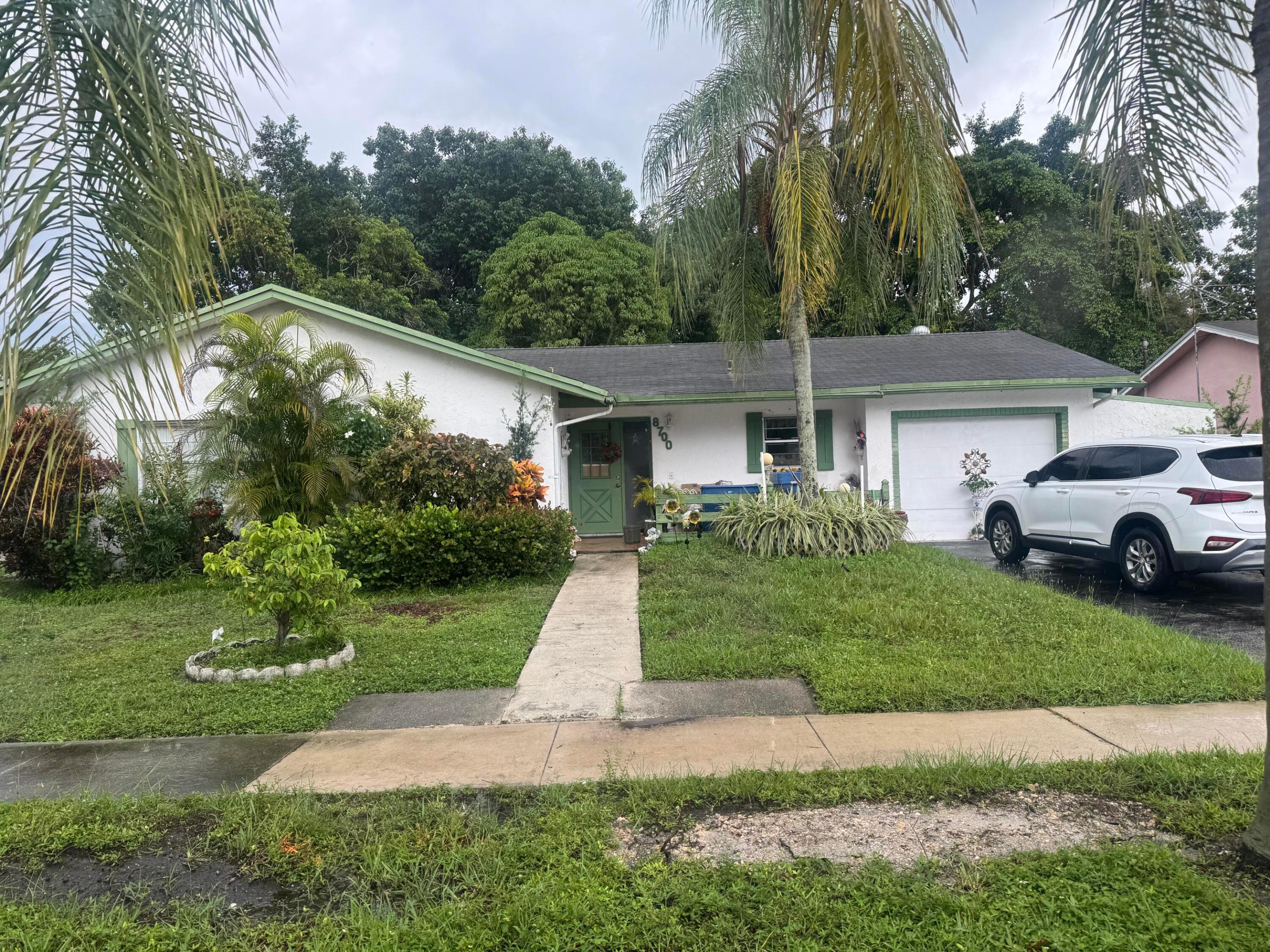 8700 Nw 45th Court Property Photo 2