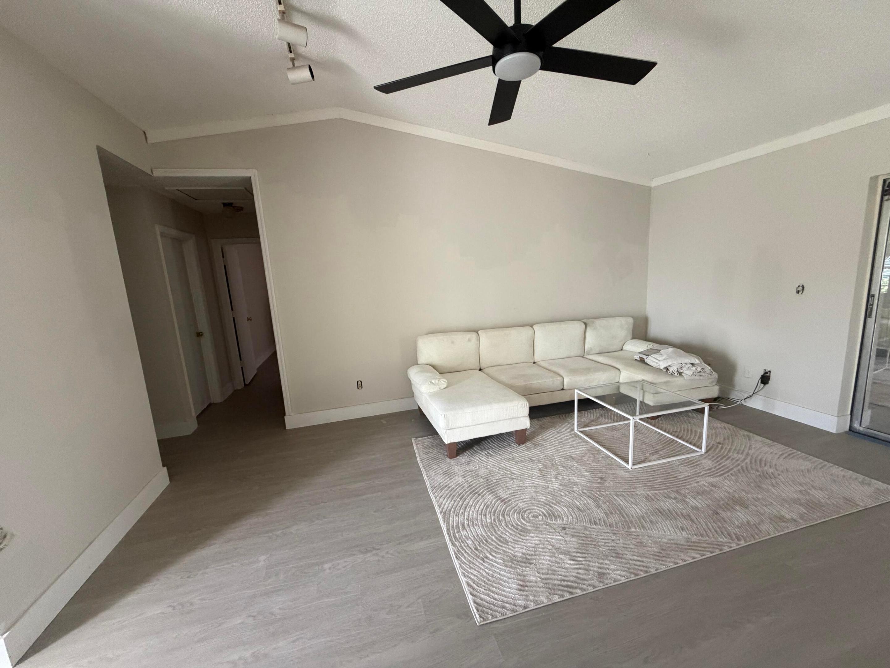 8700 Nw 45th Court Property Photo 18