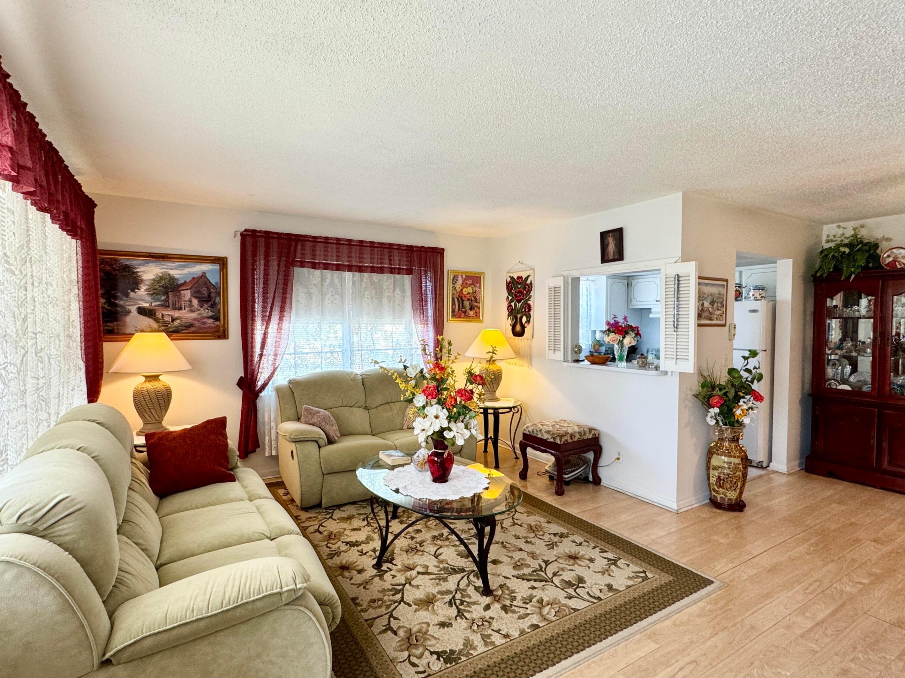 148 Bedford F Property Photo 1