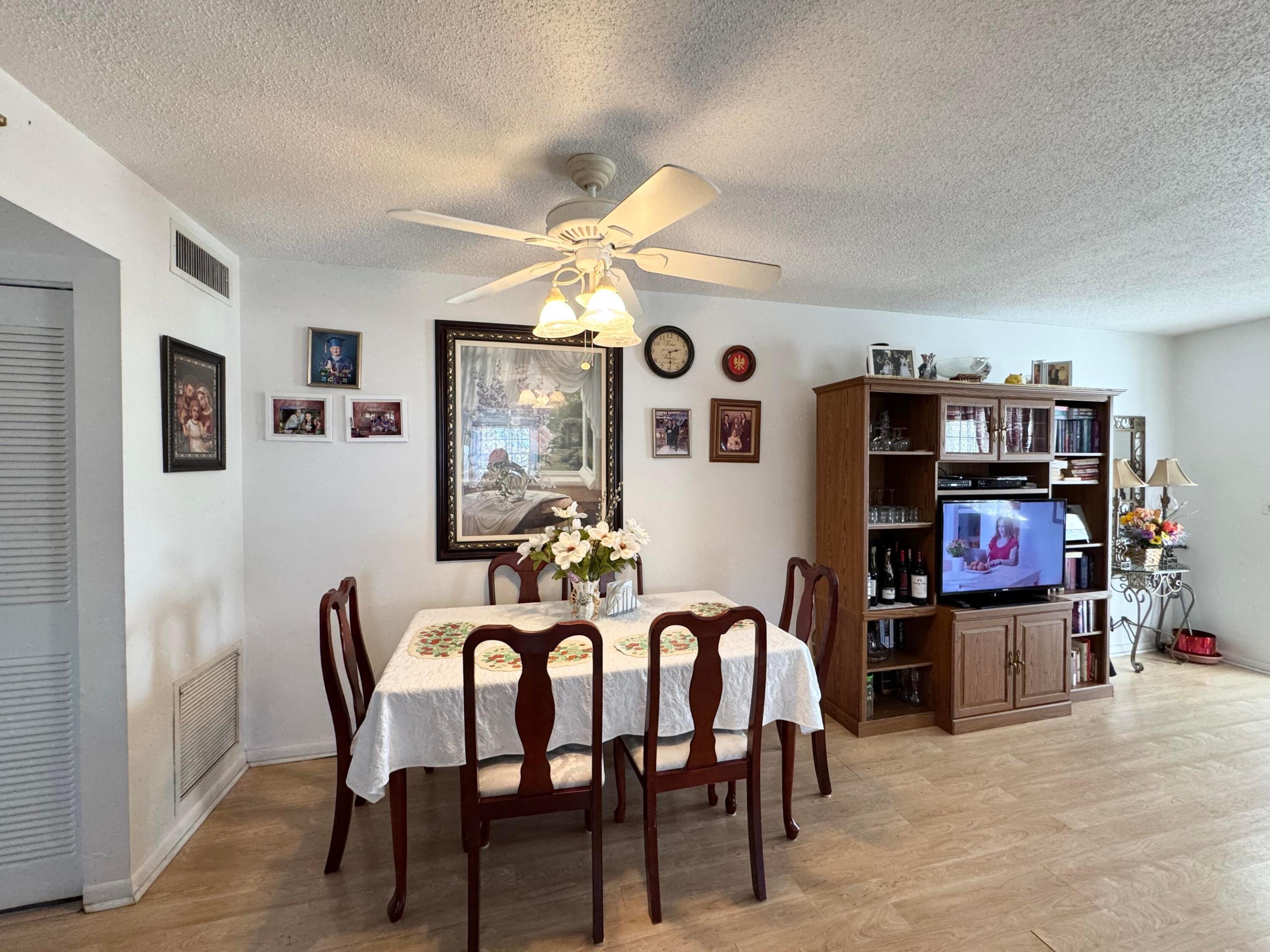 148 Bedford F Property Photo 9