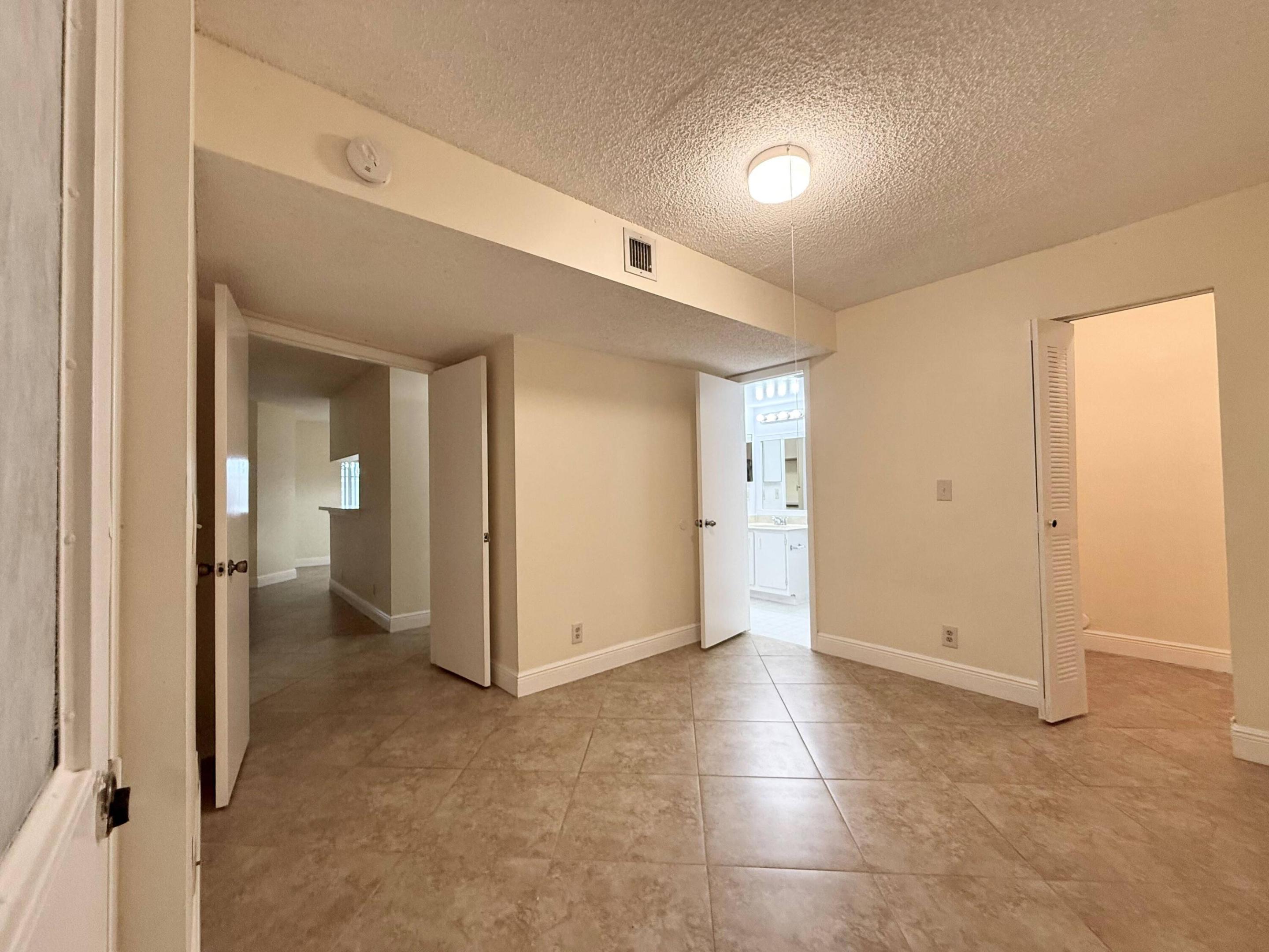 9777 Westview Drive 1113 Property Photo 8