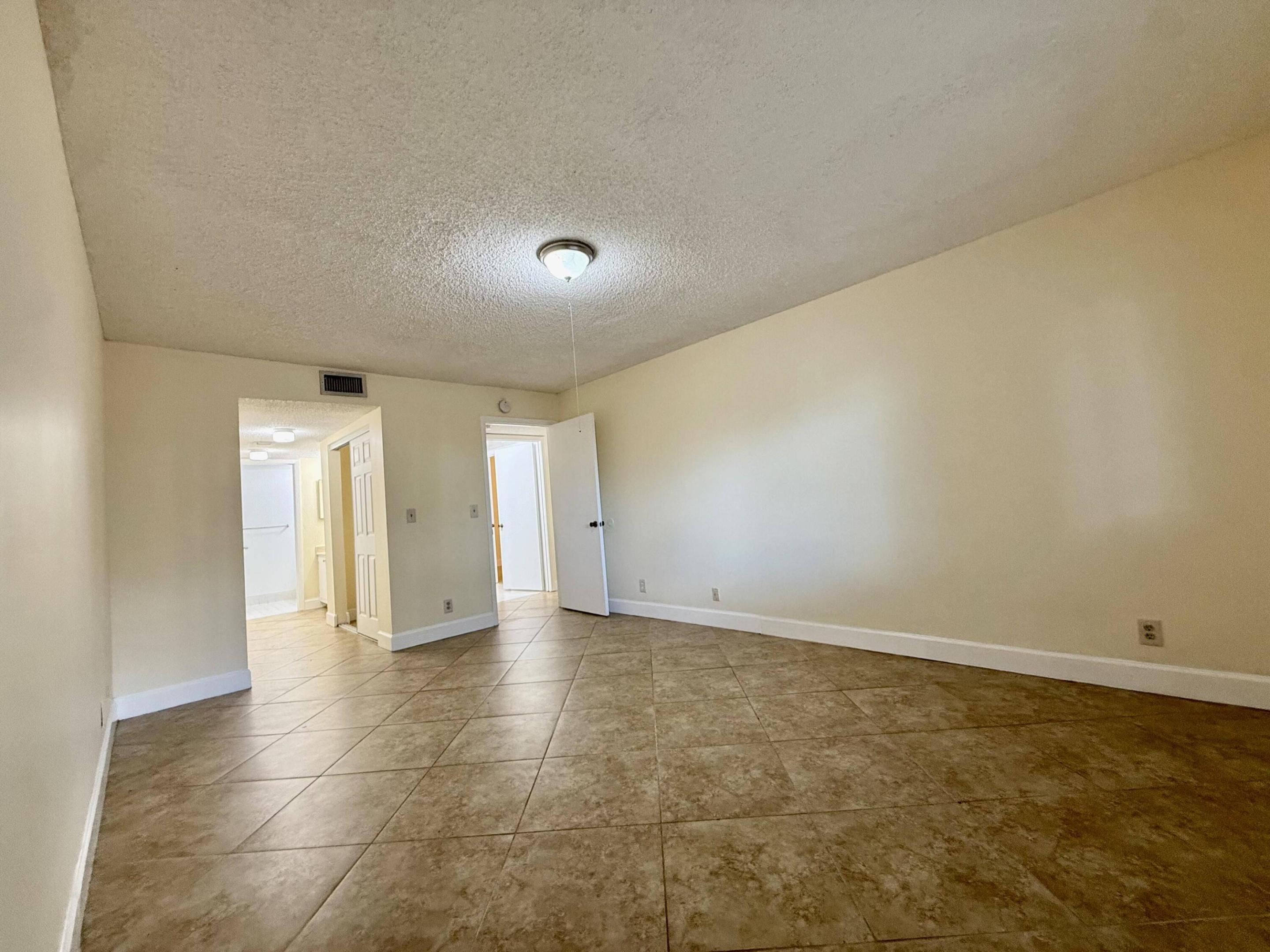 9777 Westview Drive 1113 Property Photo 12