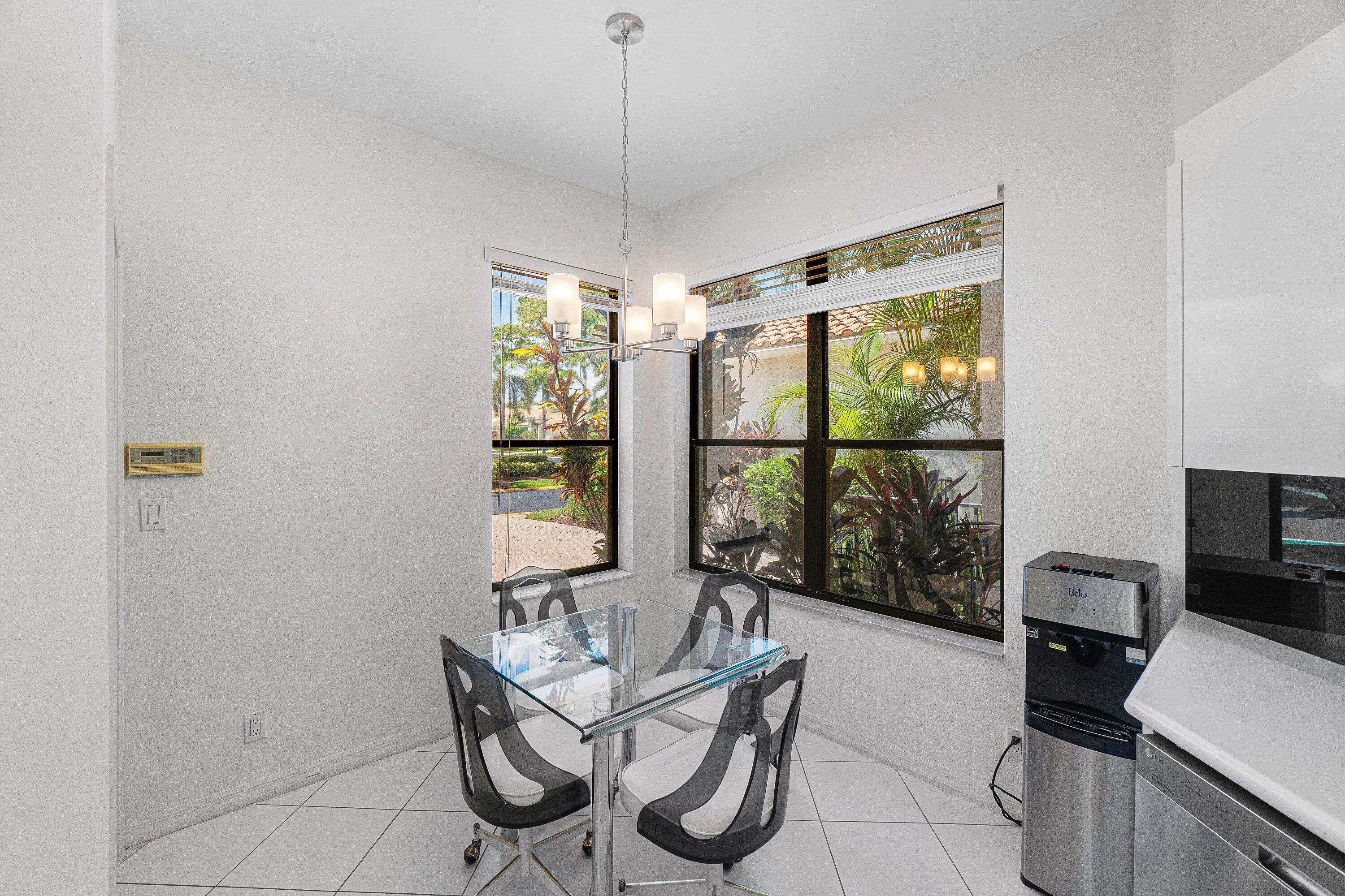 17099 Ryton Lane Property Photo 10