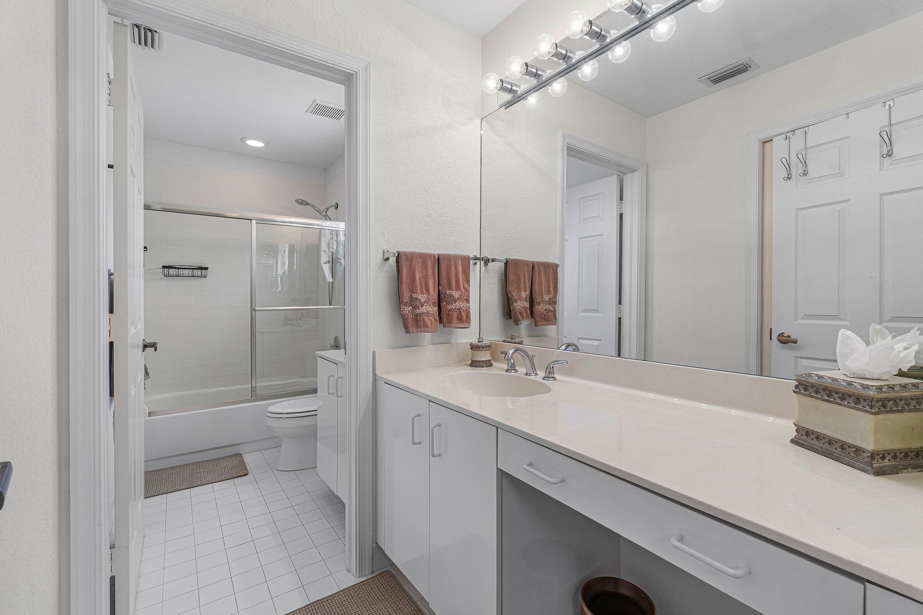 17099 Ryton Lane Property Photo 25