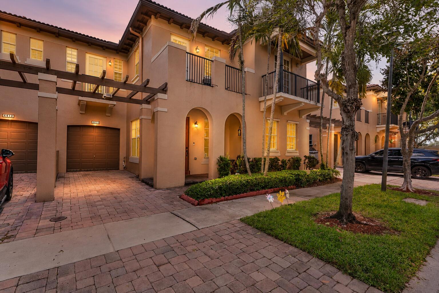 4414 MORGAN Lane