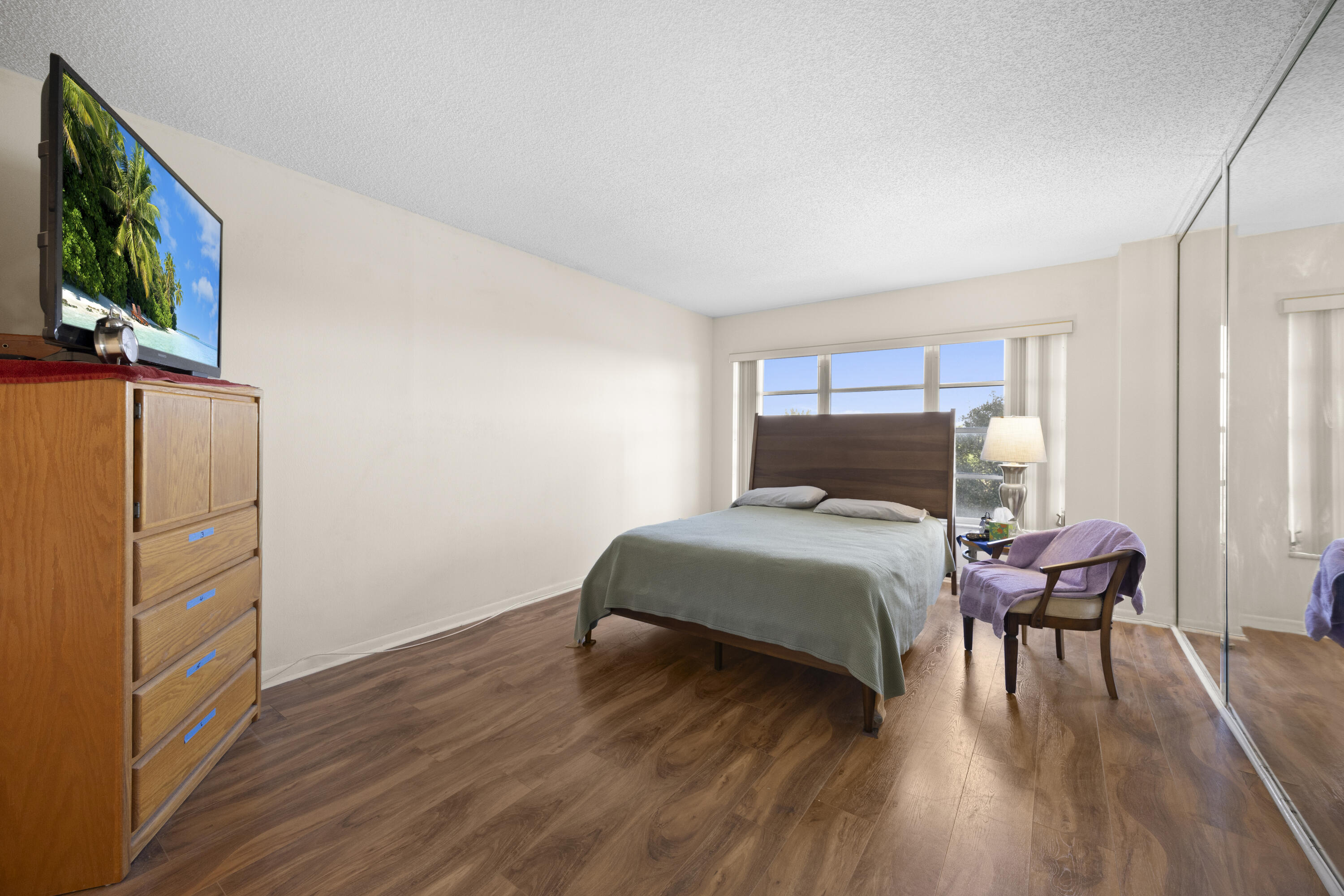 10777 W Sample Road 508 Property Photo 6