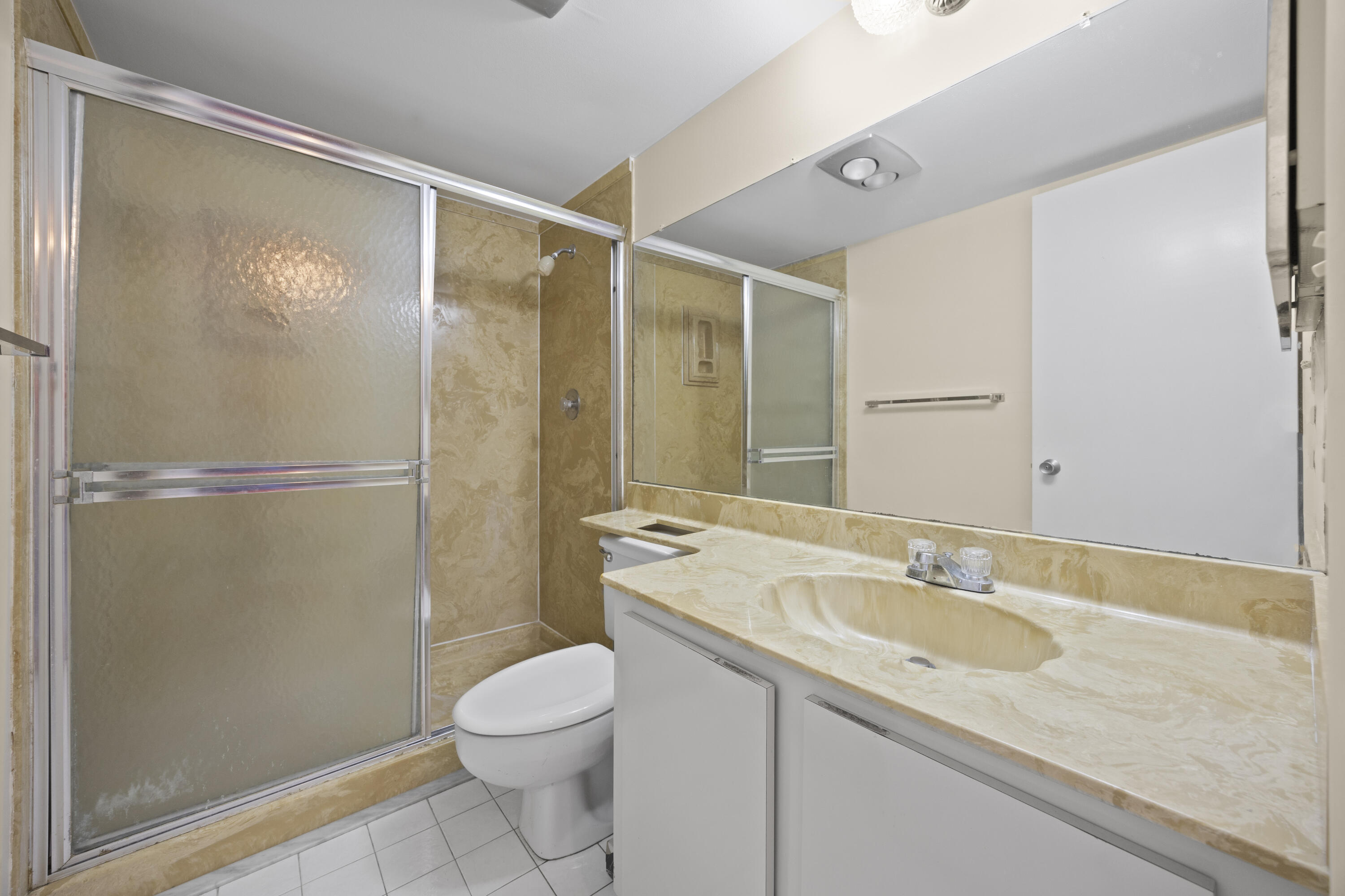 10777 W Sample Road 508 Property Photo 13