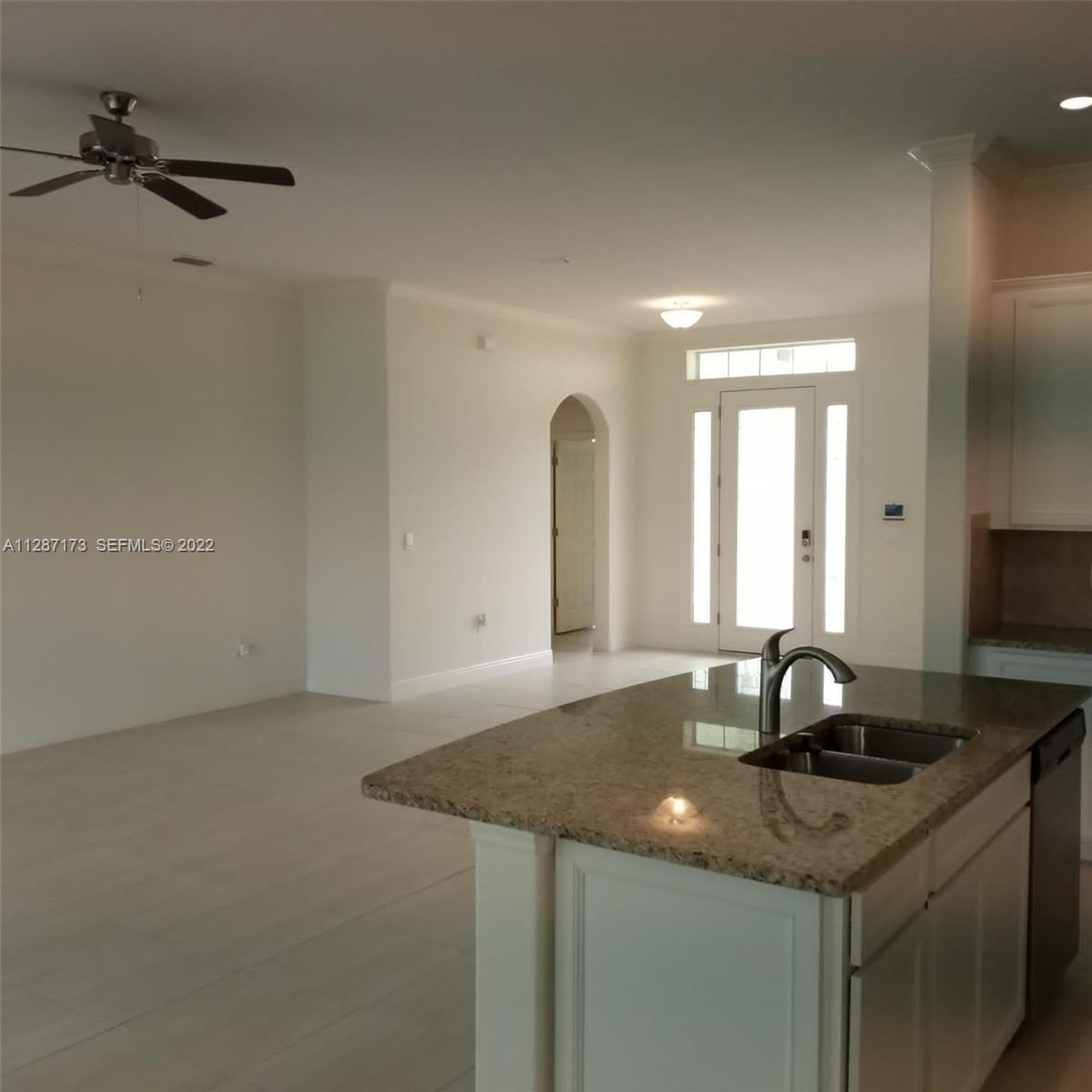 6555 Barbados Court Property Photo 12