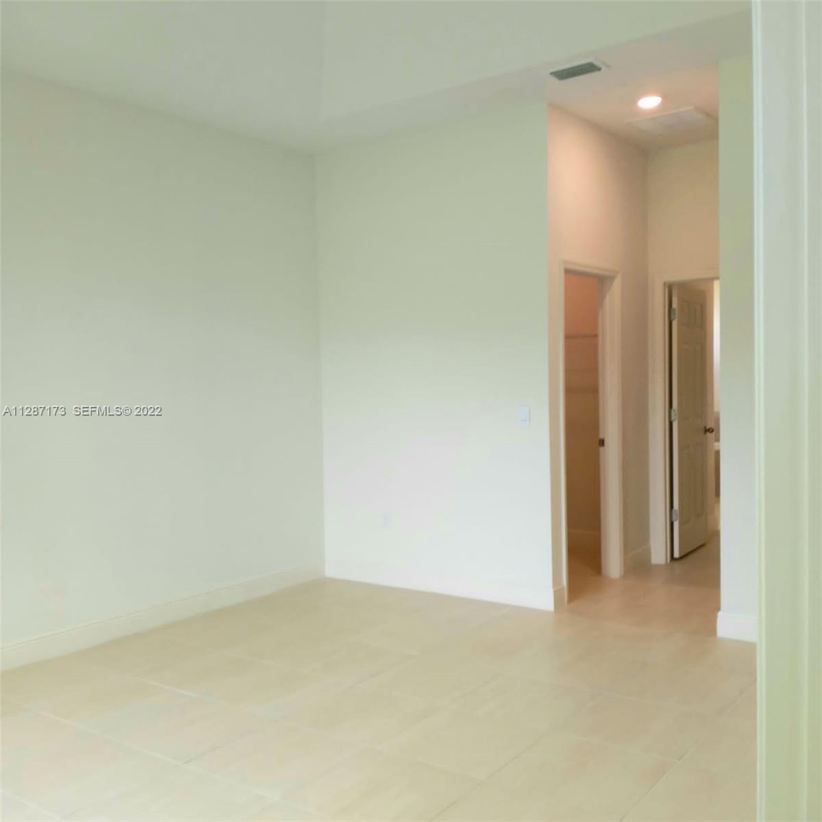 6555 Barbados Court Property Photo 21