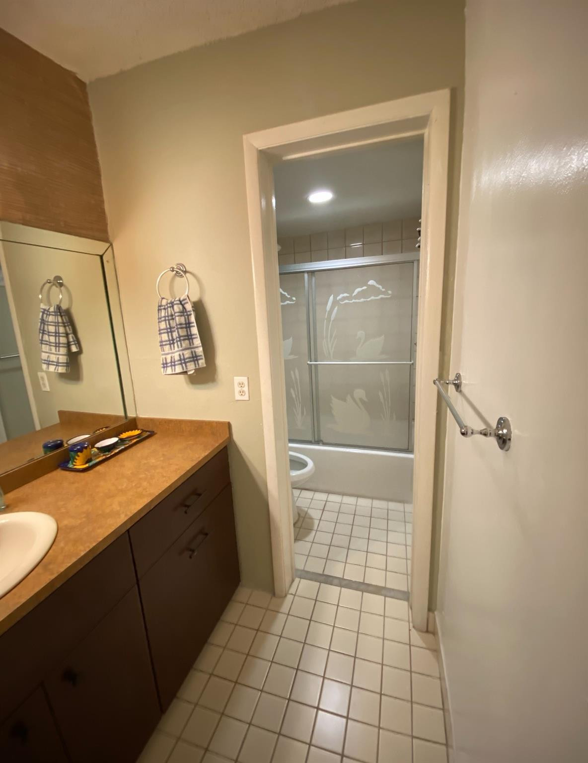 6505 Winfield Boulevard B-5 Property Photo 11
