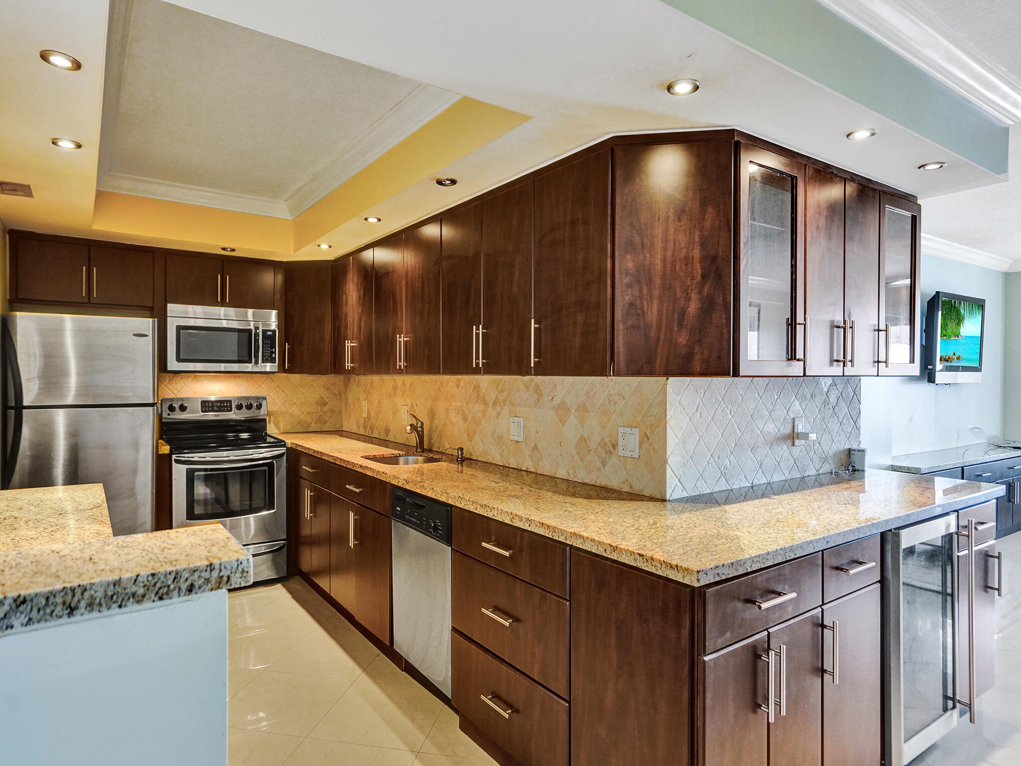 405 N Ocean Boulevard 1125 Property Photo 8