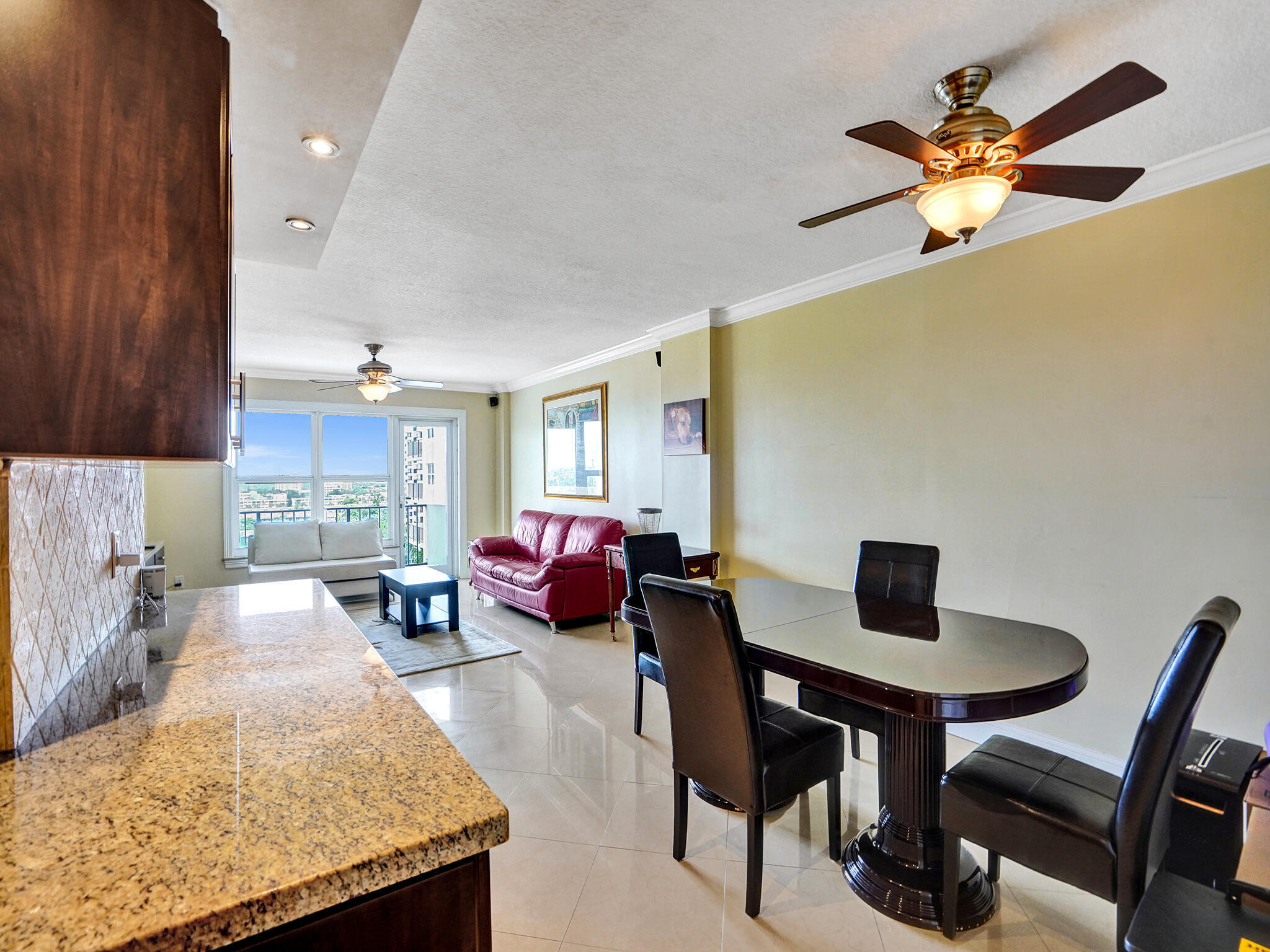 405 N Ocean Boulevard 1125 Property Photo 9