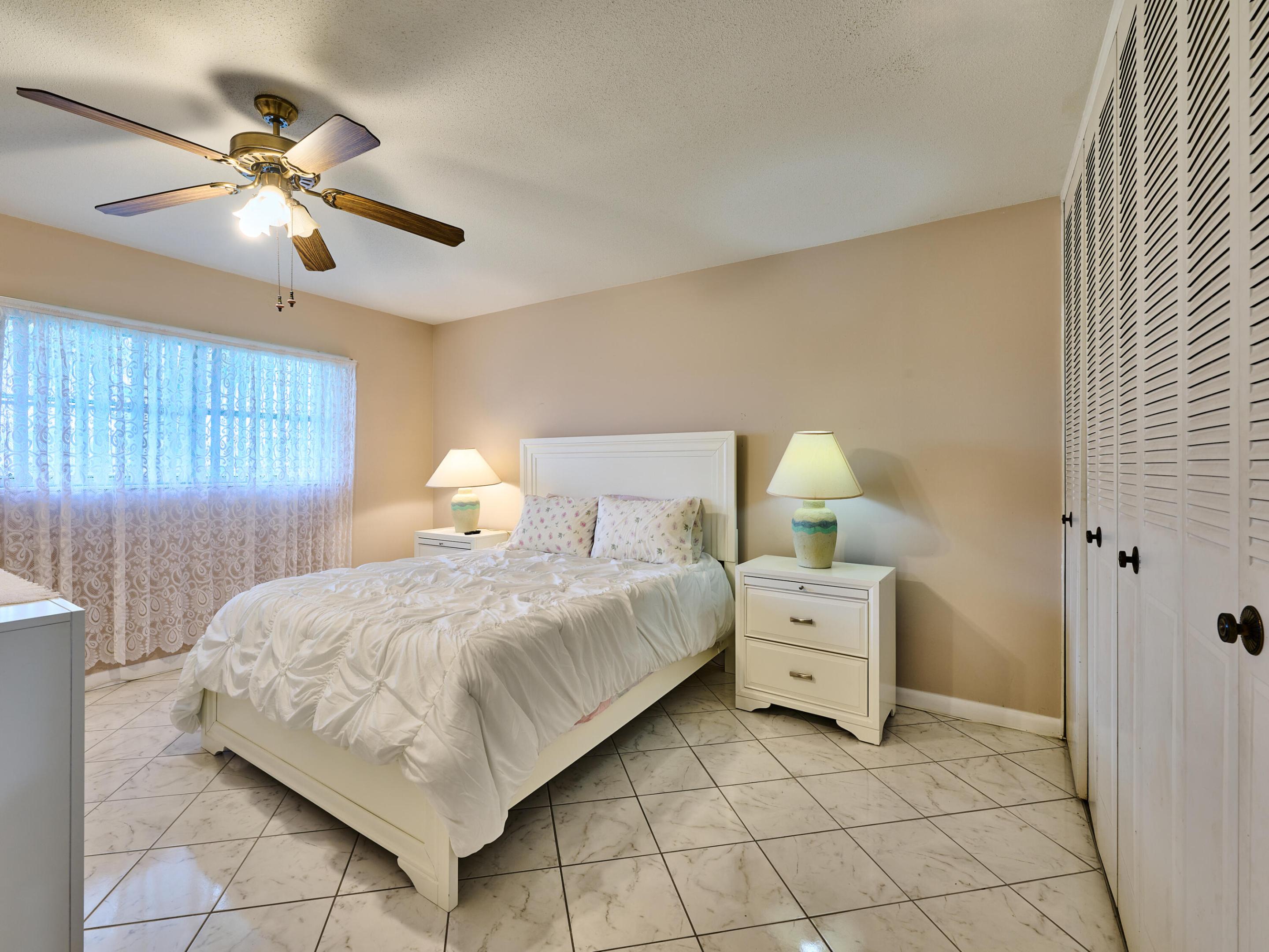 2804 Crosley Drive E F Property Photo 17