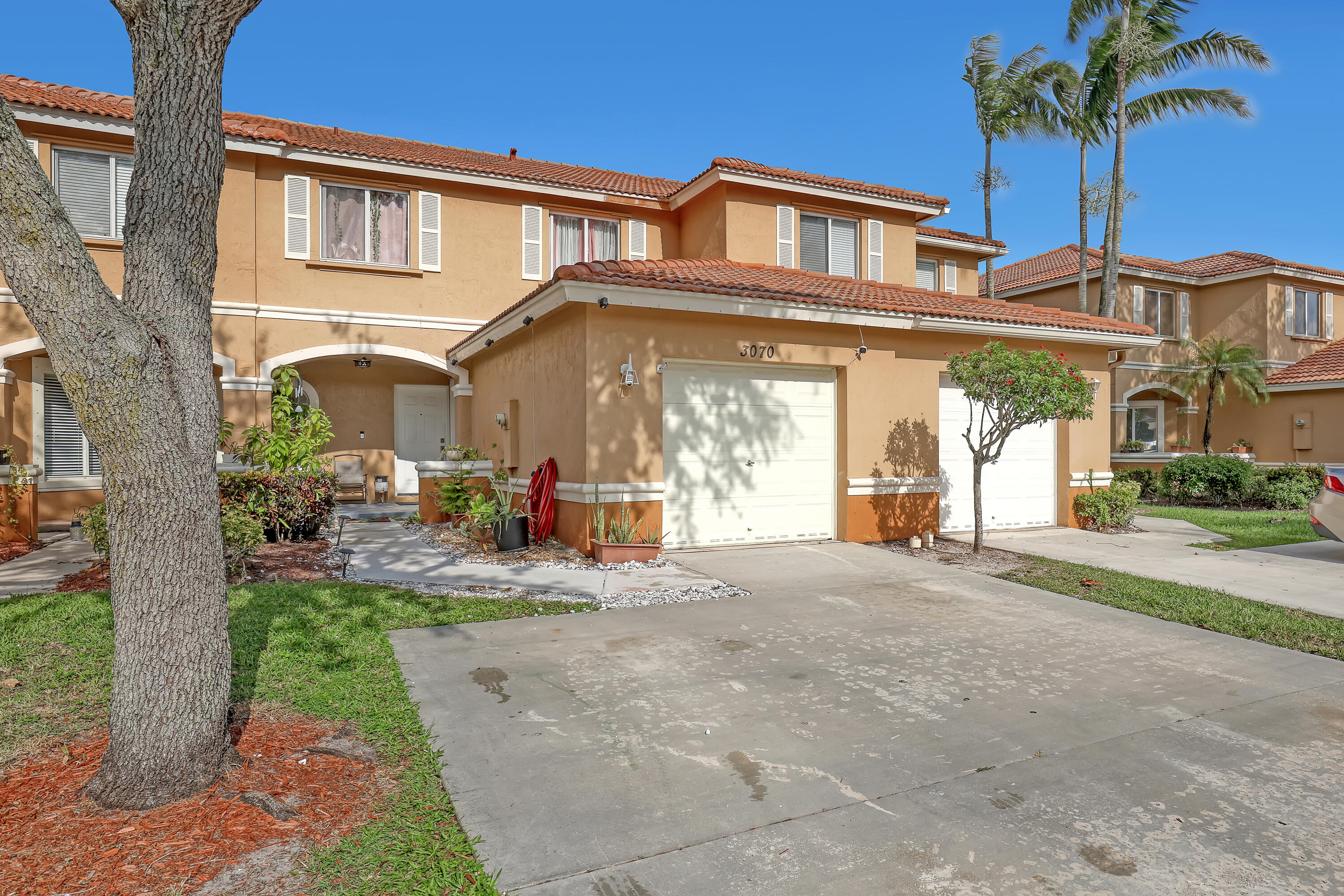 3070 Waddell Avenue Property Photo 1