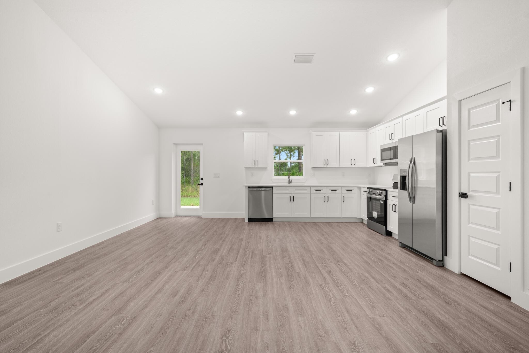 5507 Sopera Drive Property Photo 6
