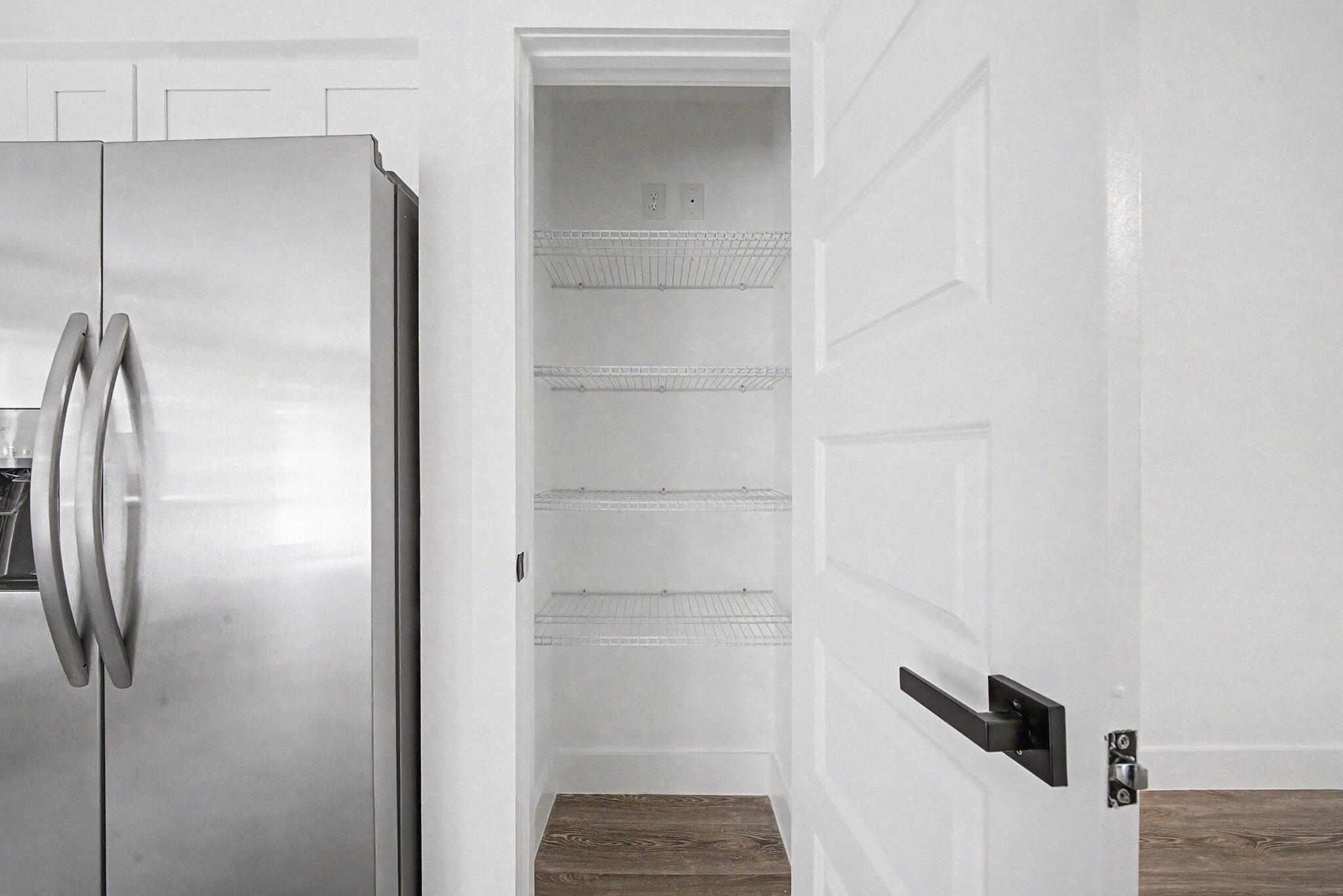 5507 Sopera Drive Property Photo 8