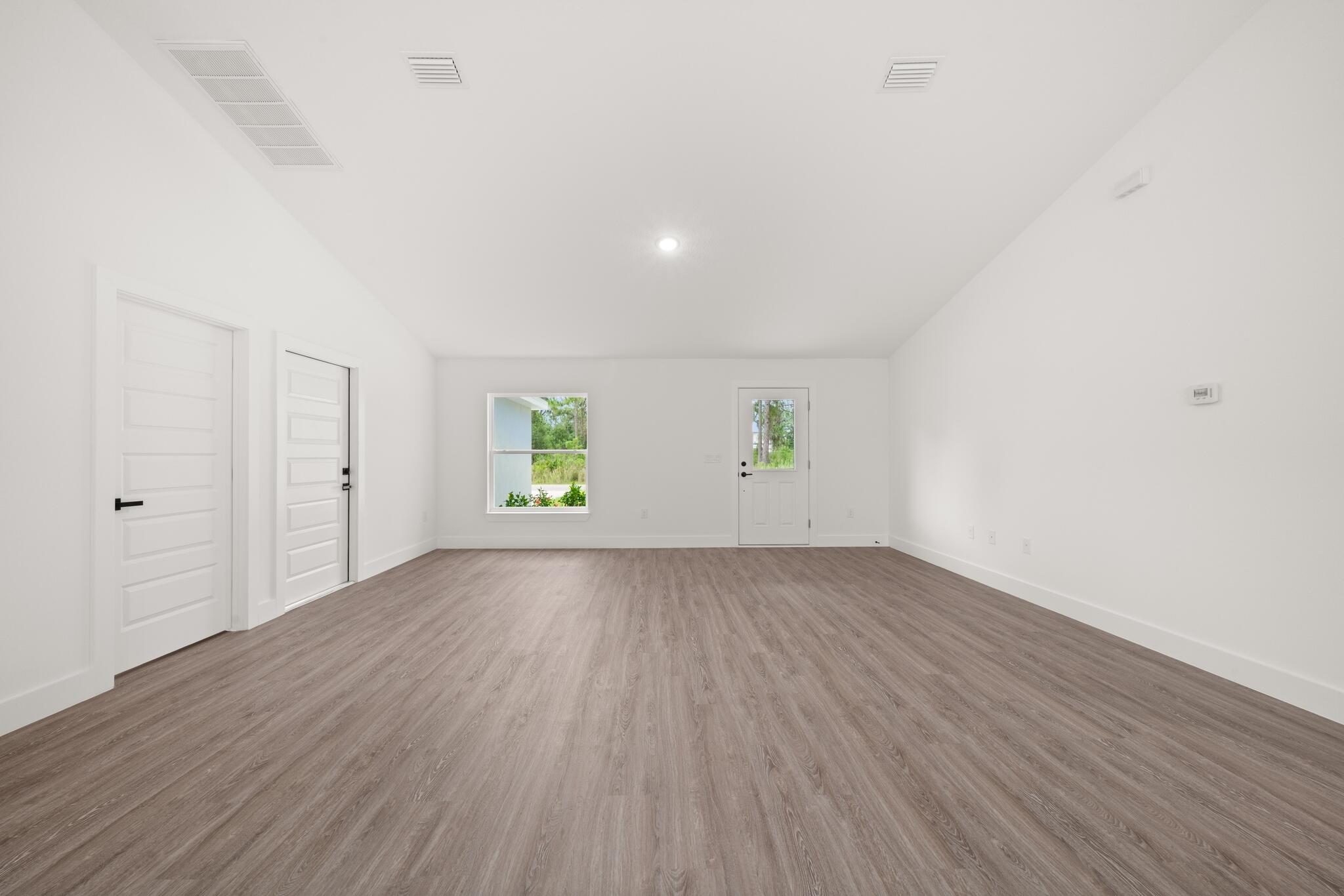 5507 Sopera Drive Property Photo 9