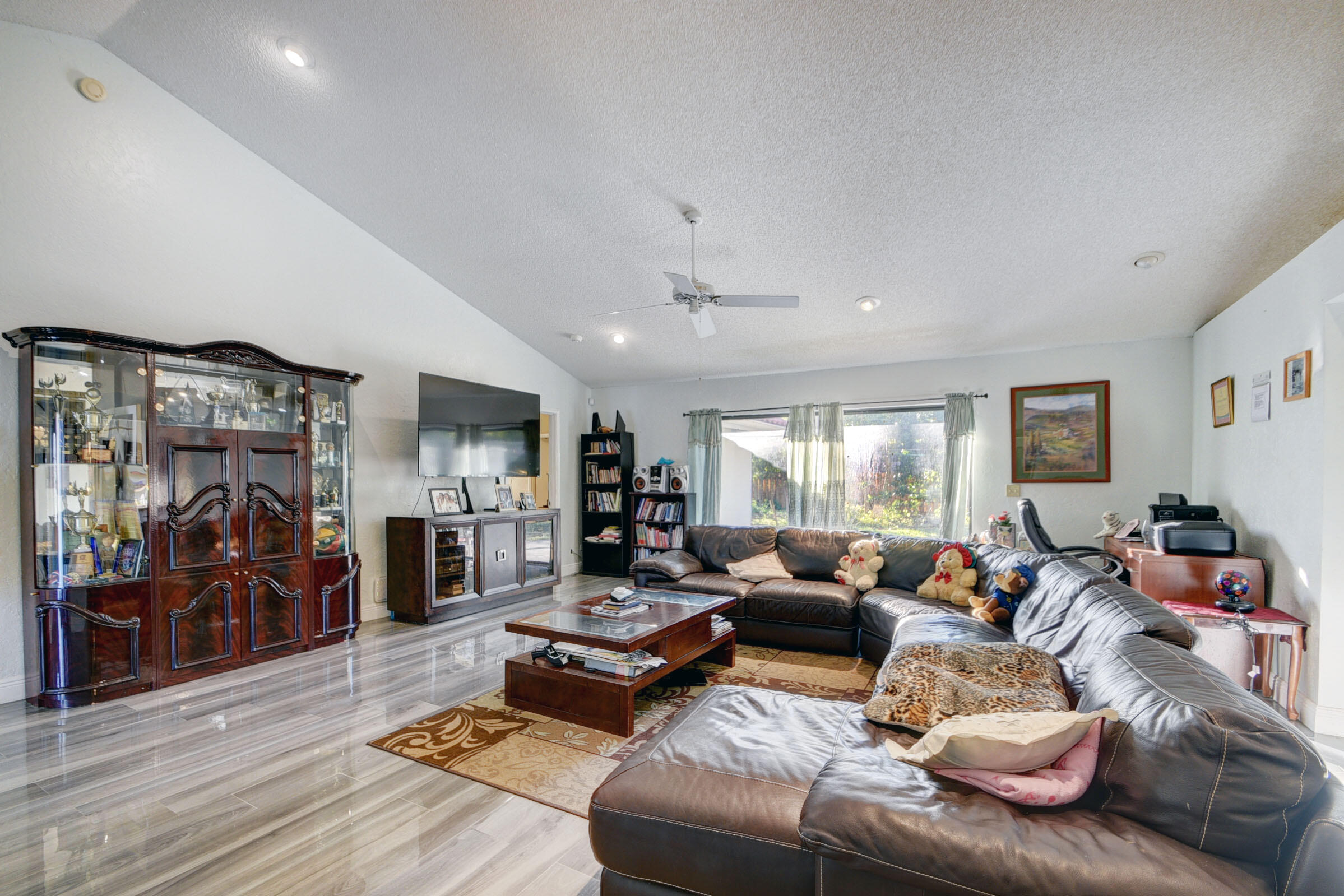 9697 Majestic Way Property Photo 9