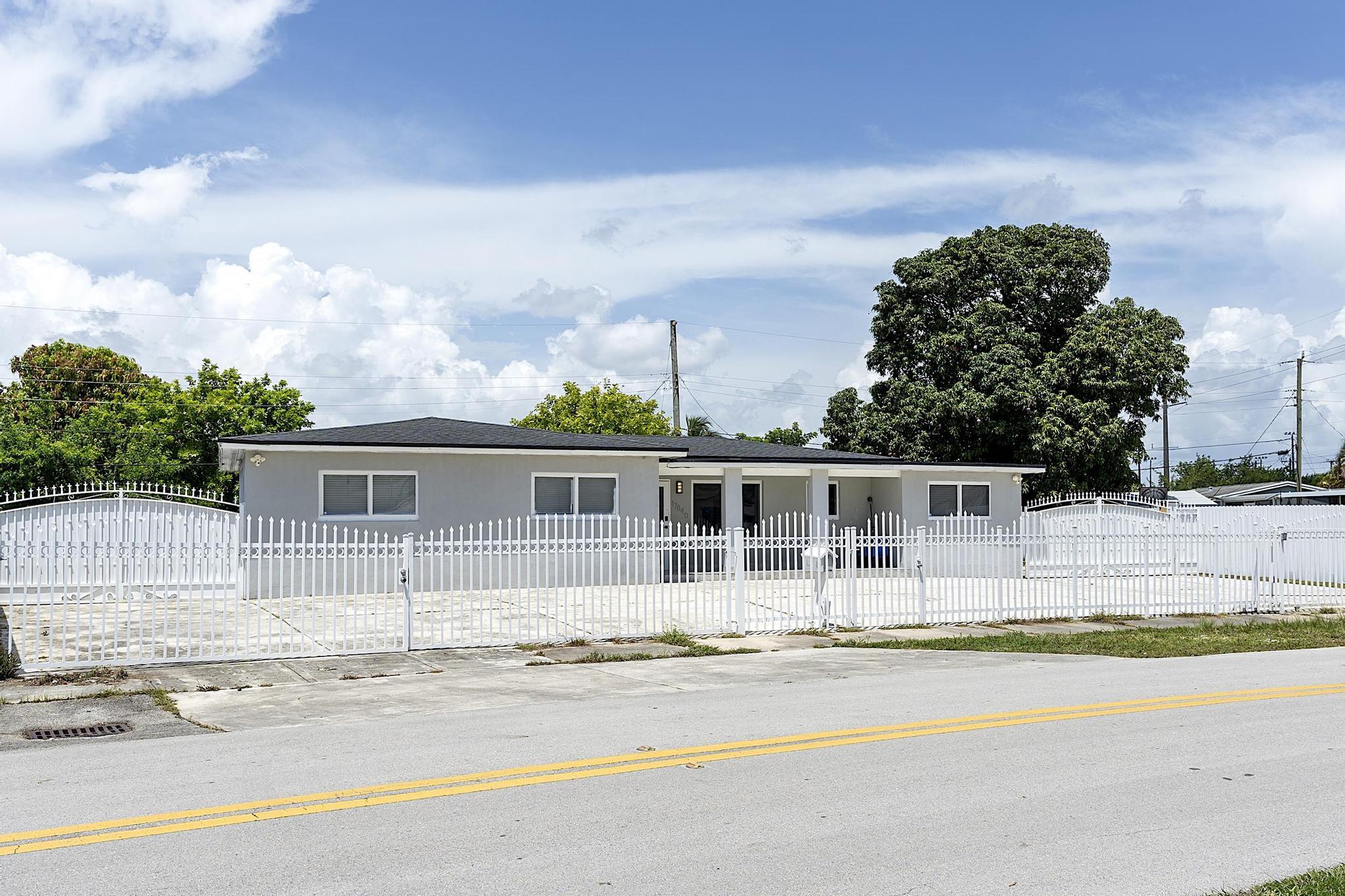 17840 Nw 28th Court Property Photo 1