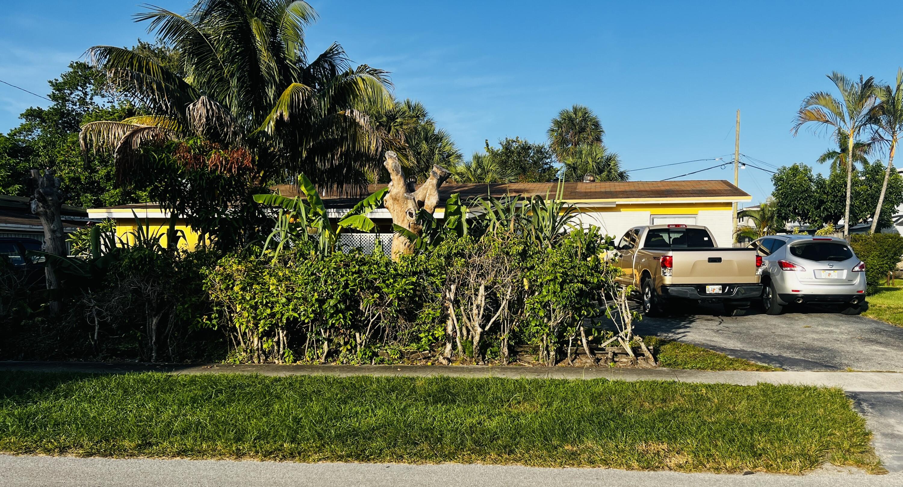 1270 Nw 54th Avenue Property Photo 1