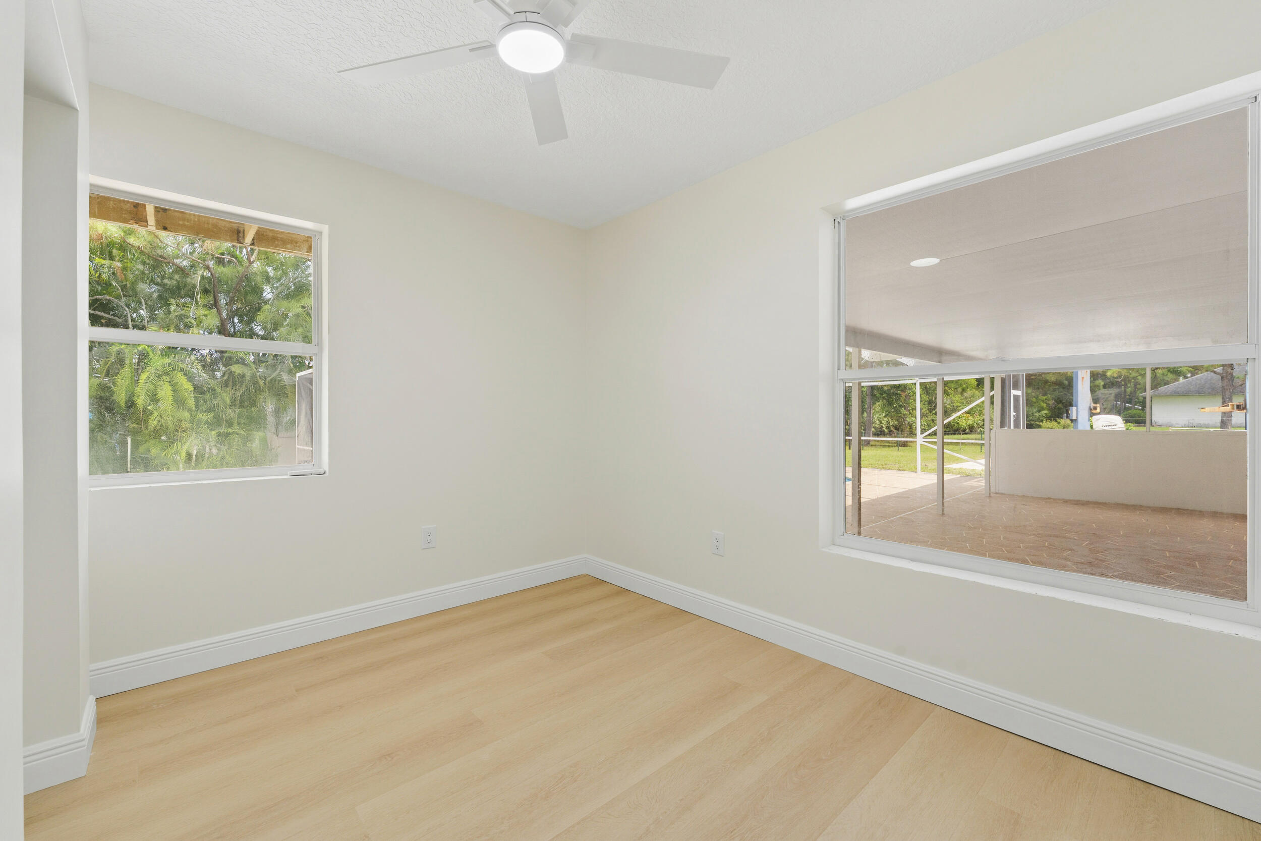 14841 94th Street N Property Photo 21