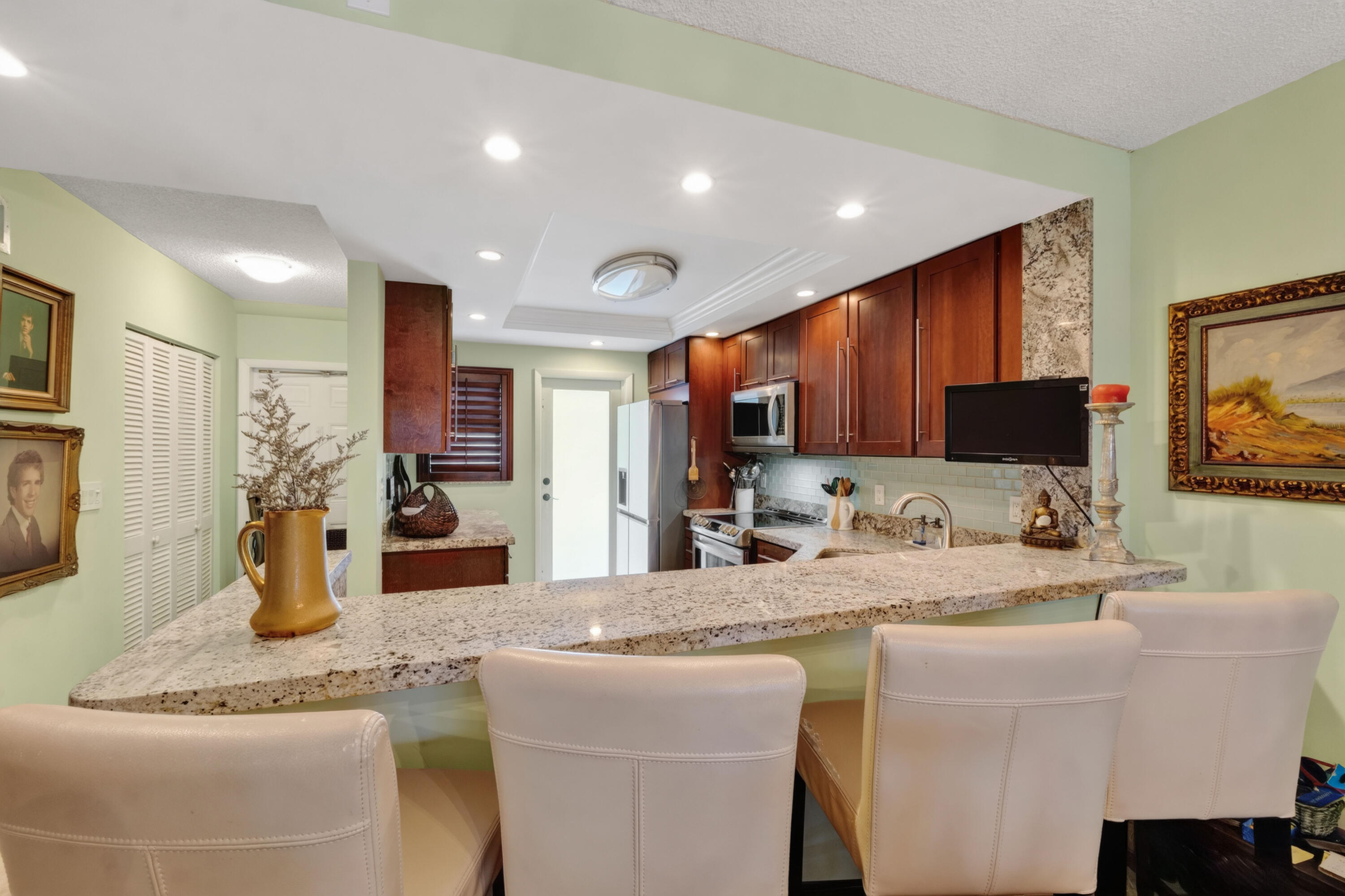 750 N Ocean Boulevard 1405 Property Photo 7