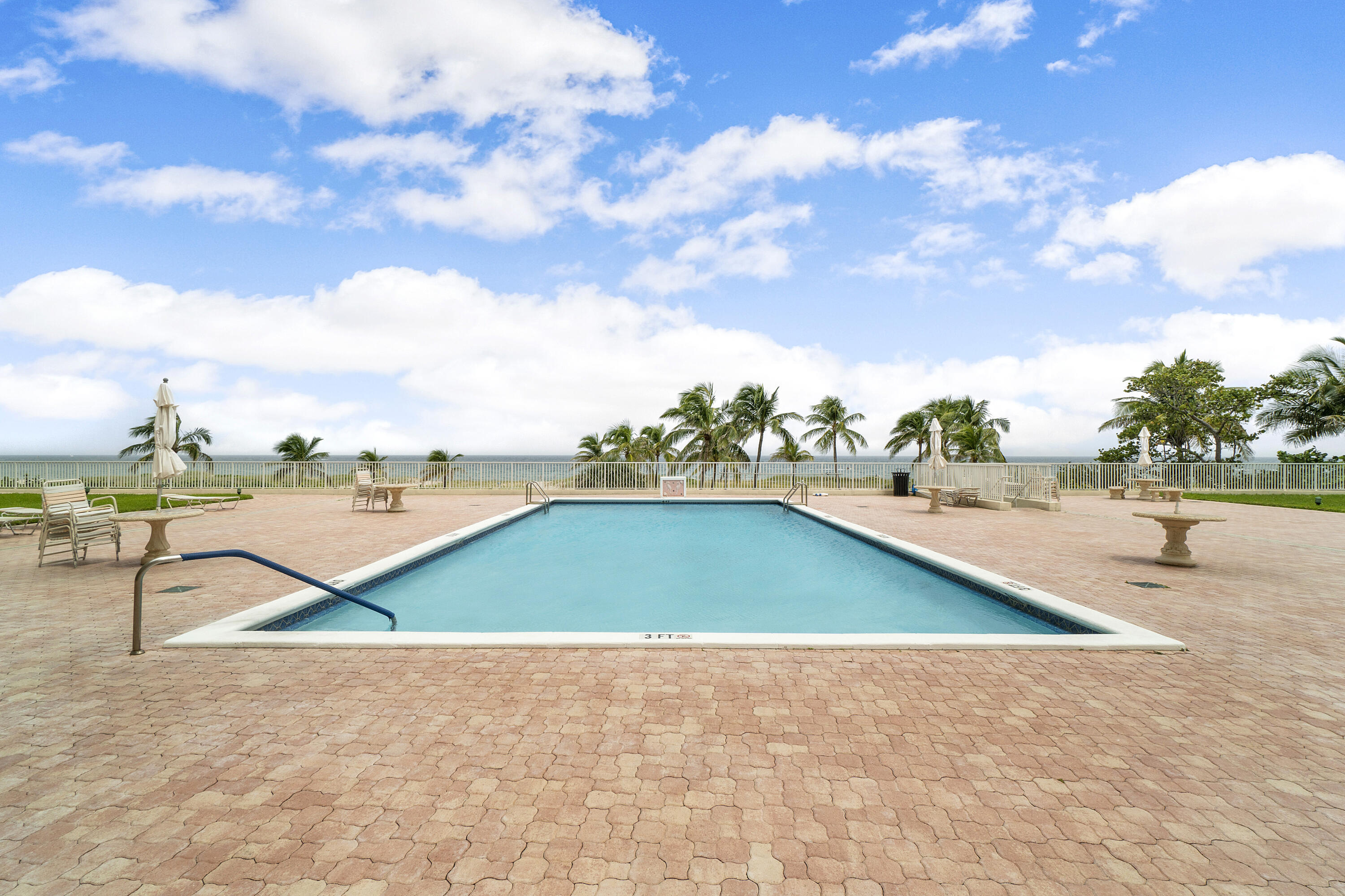750 N Ocean Boulevard 1405 Property Photo 21