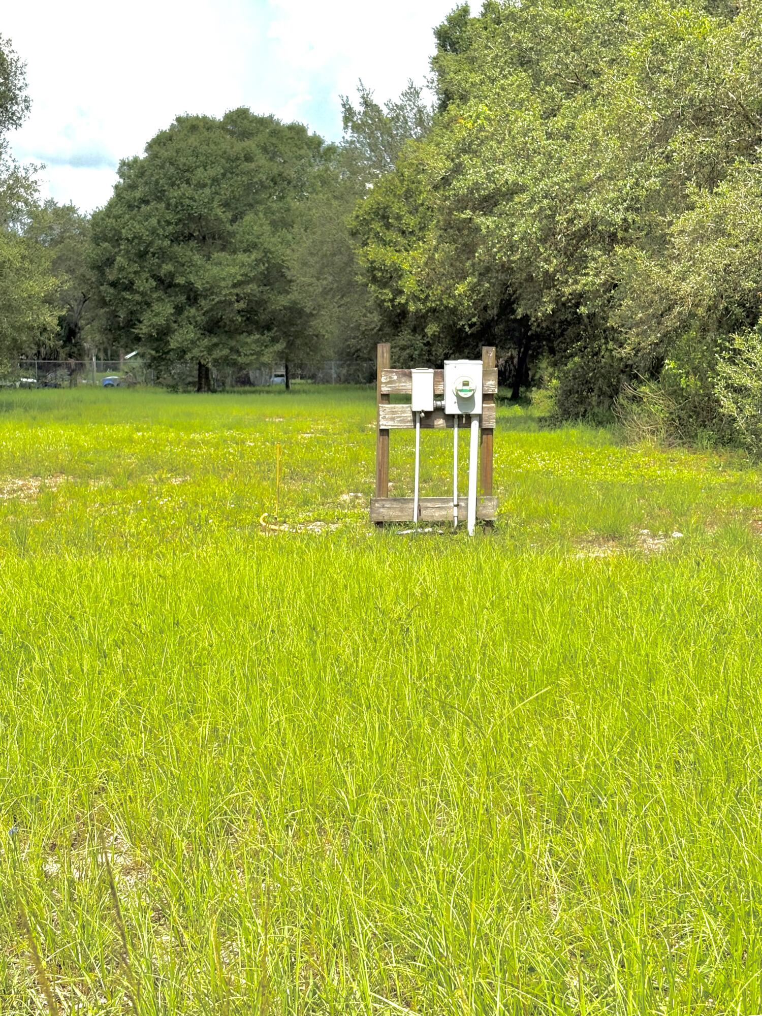 450 S Jinete Street Property Photo 3