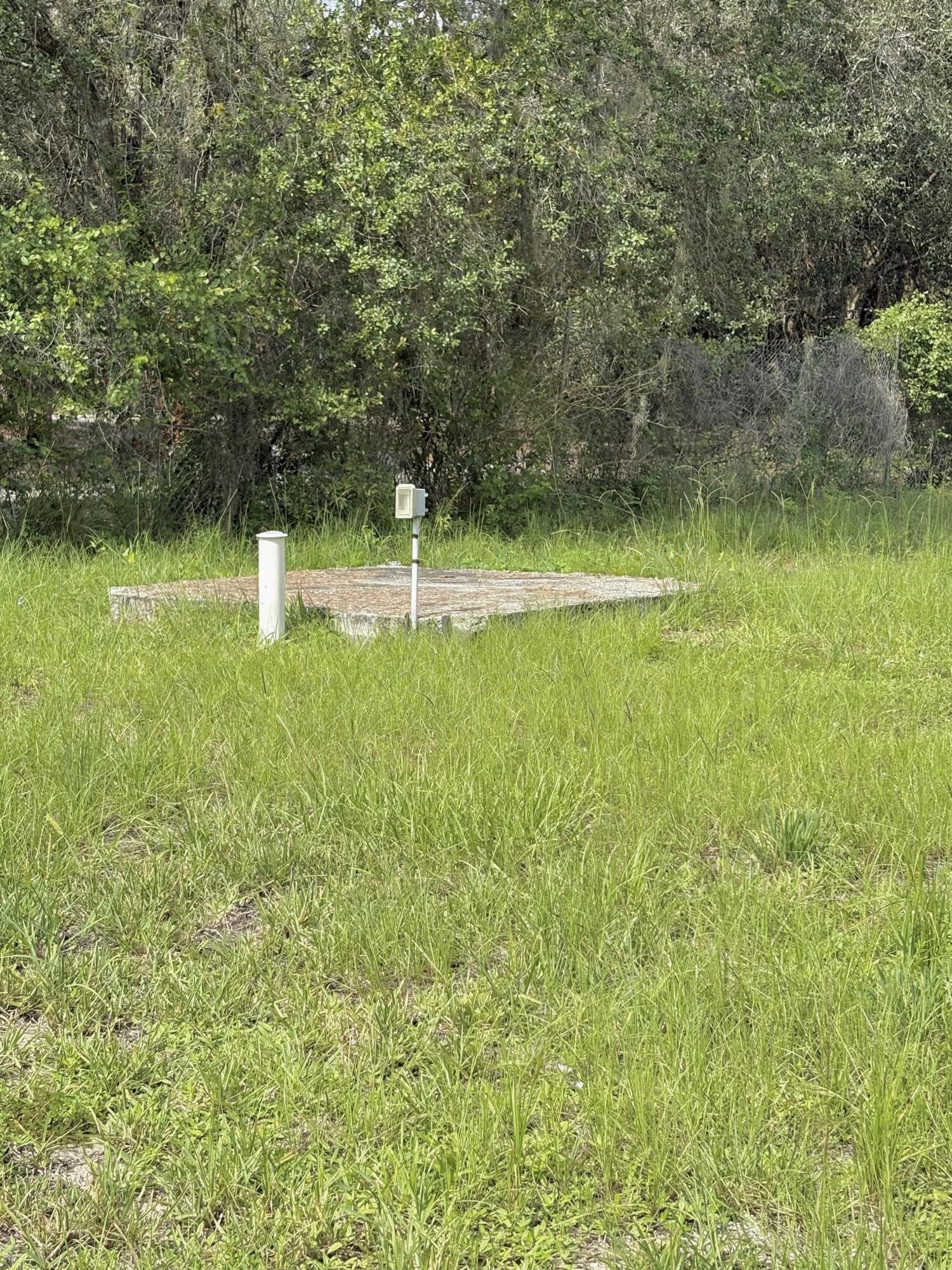 450 S Jinete Street Property Photo 4