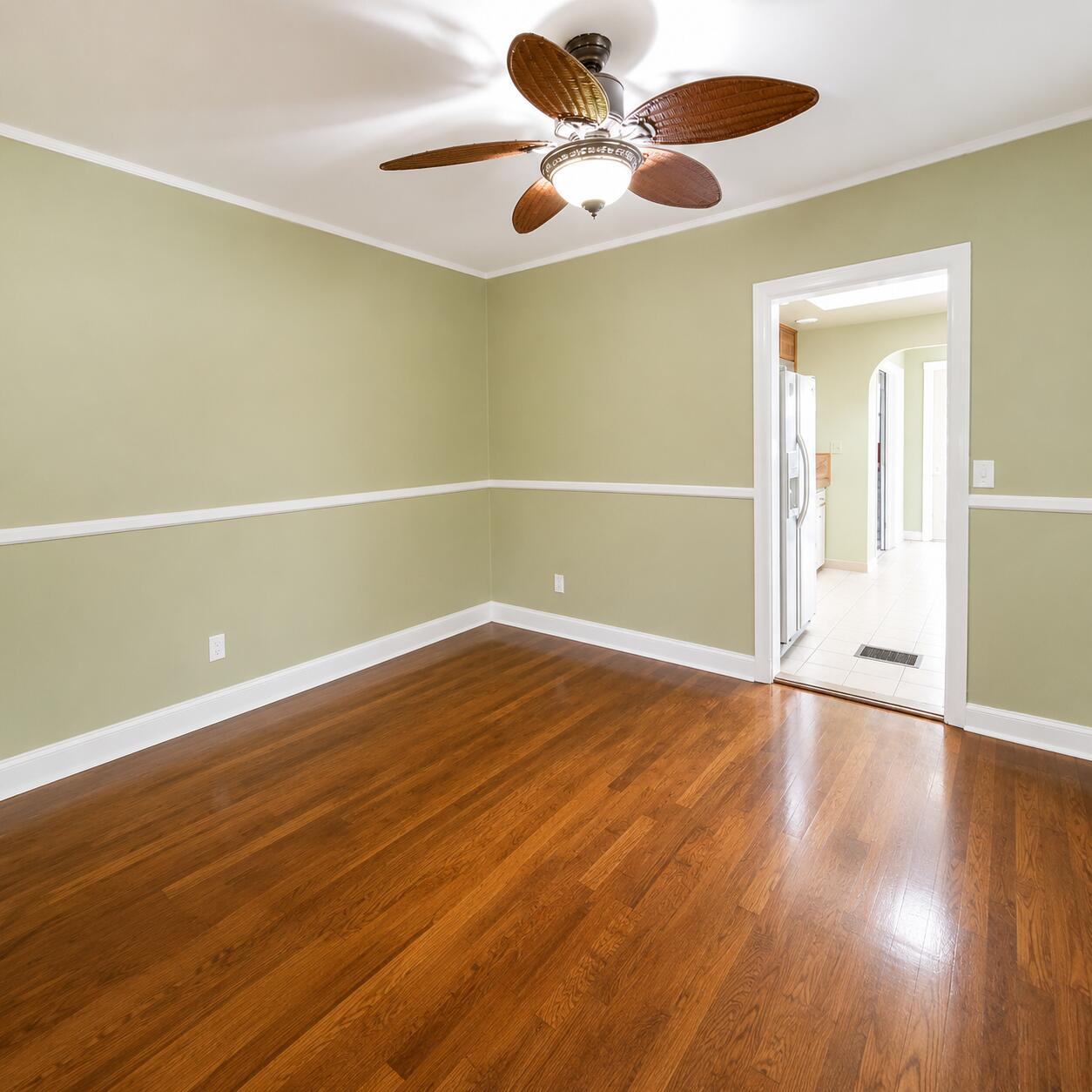 735 Forest Hill Boulevard Property Photo 17
