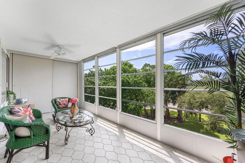 4019 Cambridge A Property Photo 15
