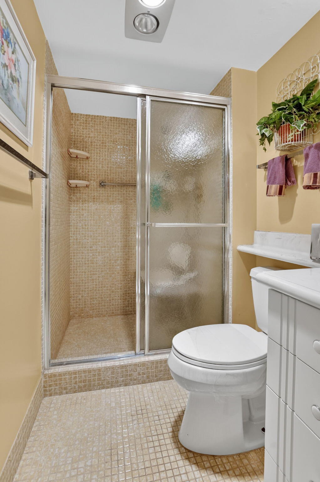 211 Richmond A 211 Property Photo 28