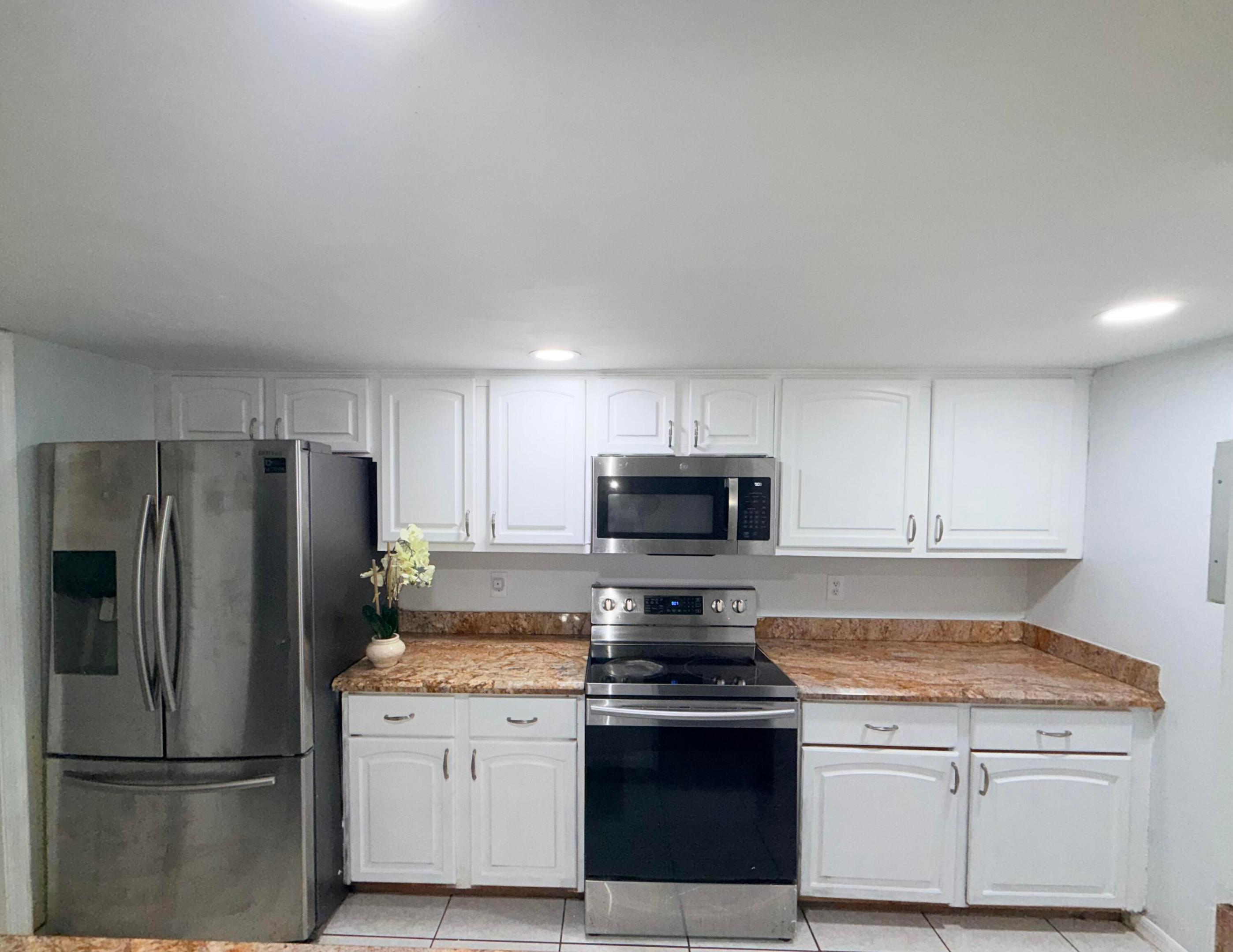 5813 Wild Lupine Court Property Photo 4