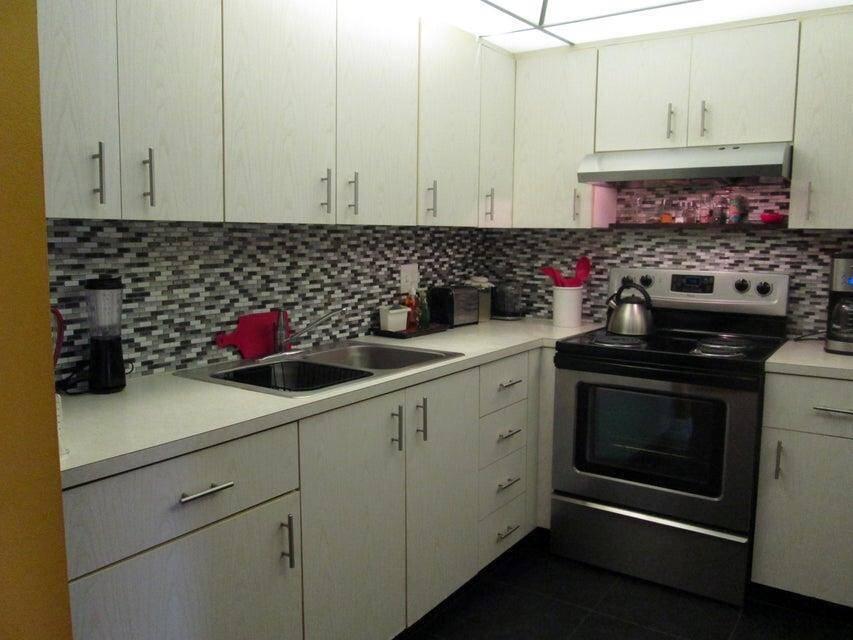 2070 Wolverton D 2070 Property Photo 2