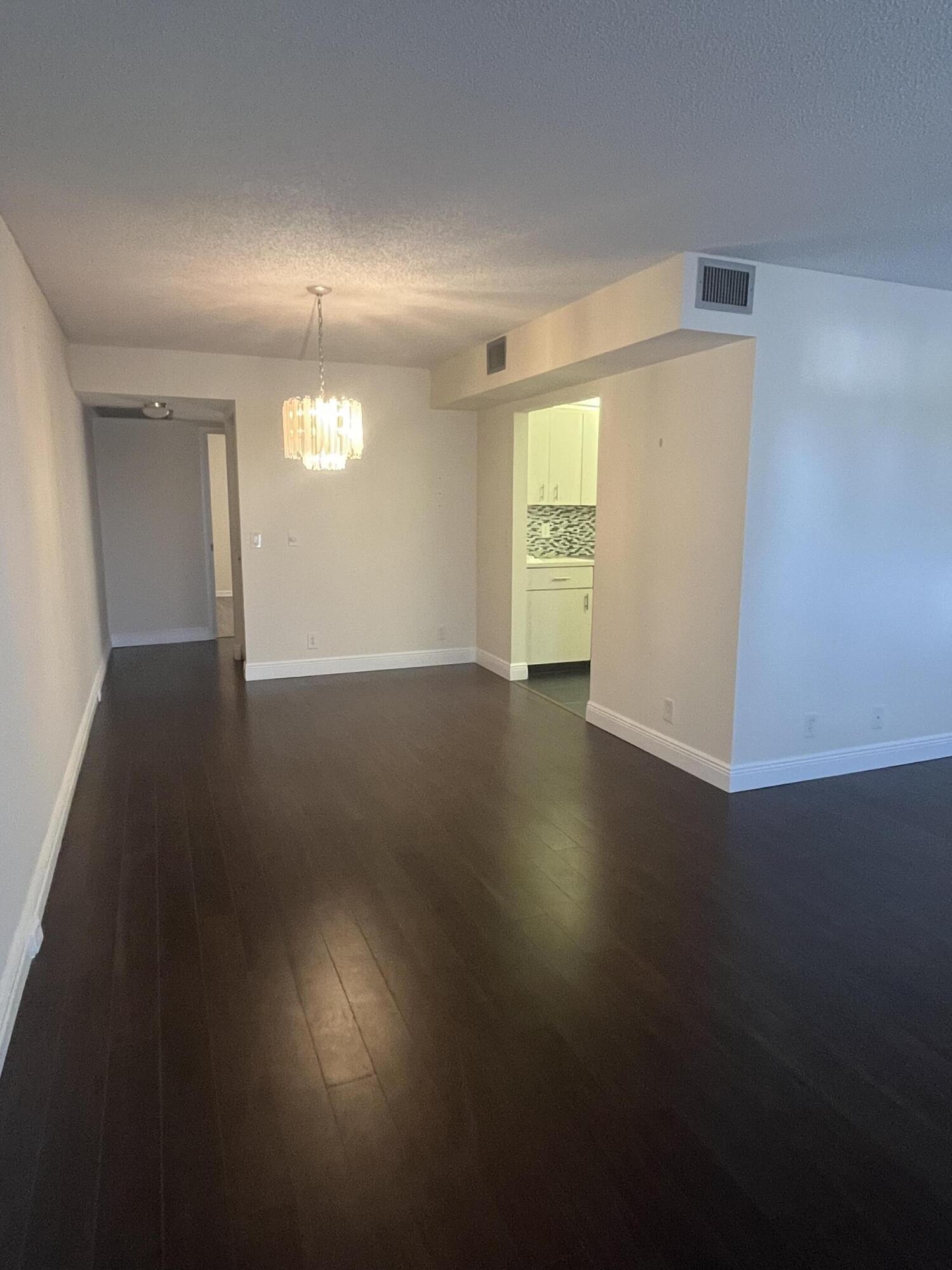 2070 Wolverton D 2070 Property Photo 5