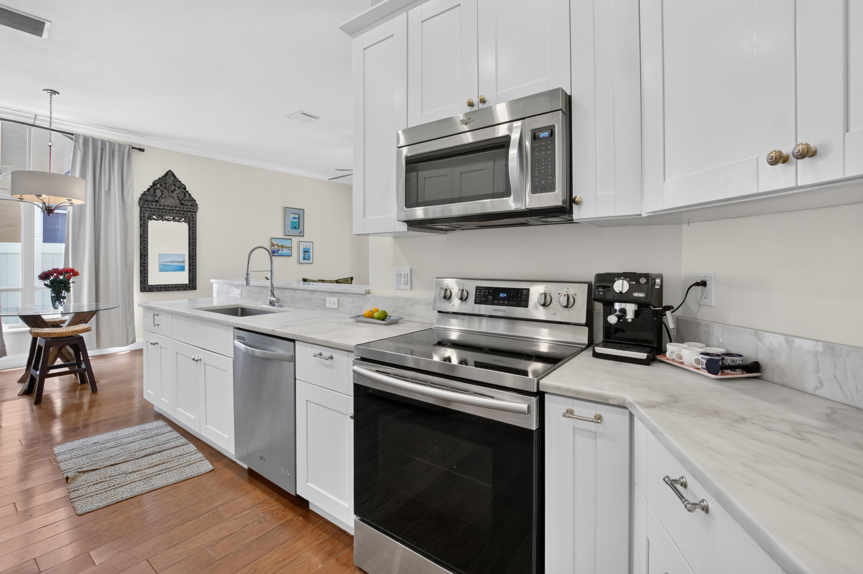9415 Lake Serena Drive Property Photo 16