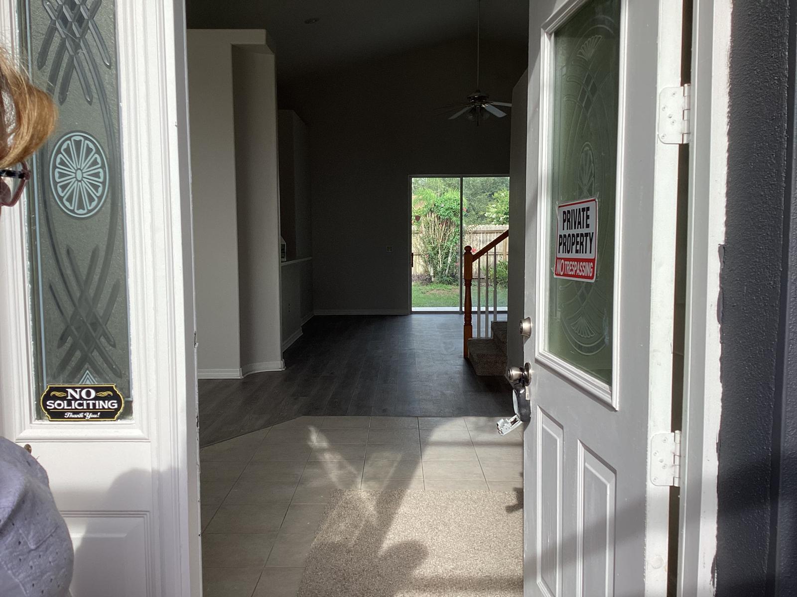 1813 Ashton Drive E Property Photo 2