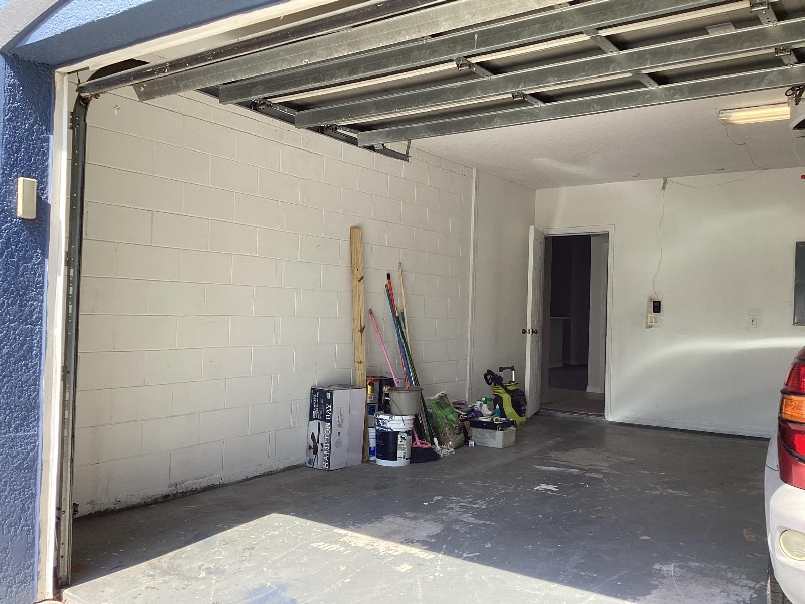 1813 Ashton Drive E Property Photo 11