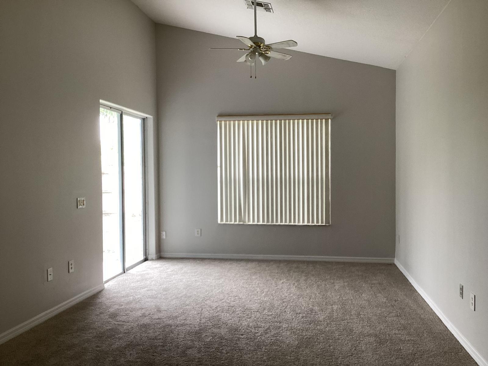 1813 Ashton Drive E Property Photo 14