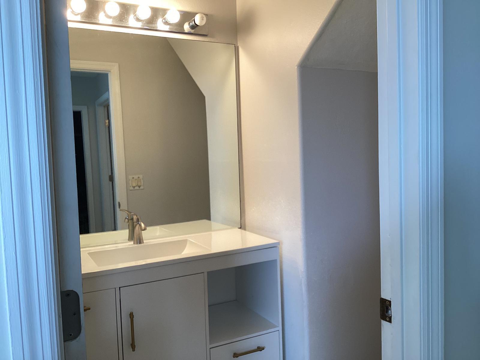 1813 Ashton Drive E Property Photo 16