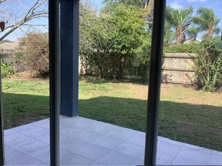 1813 Ashton Drive E Property Photo 31