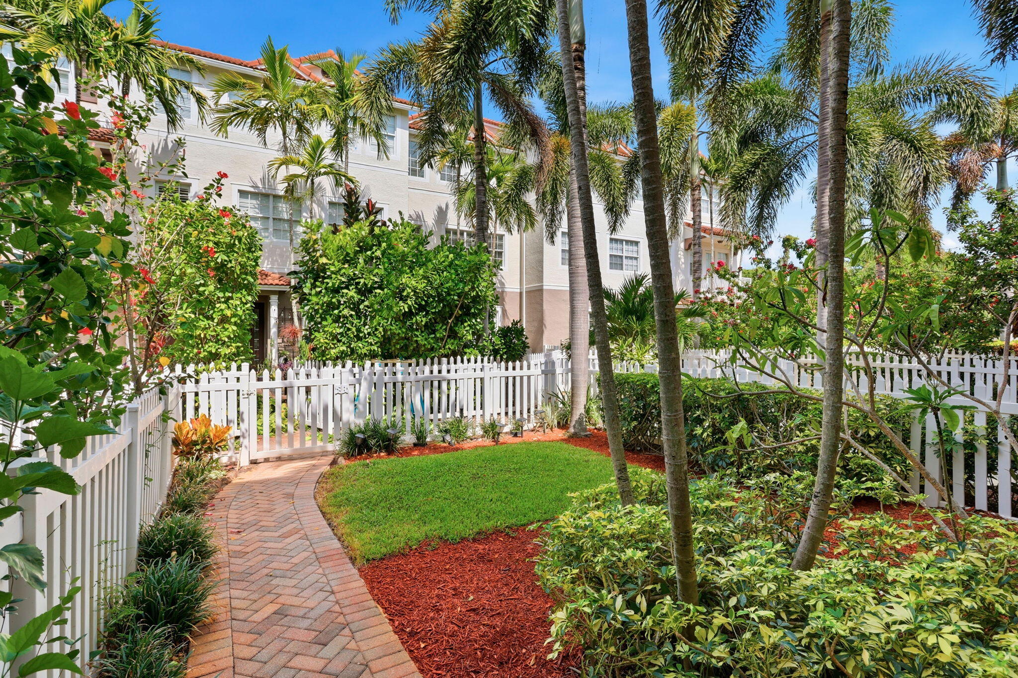116 Ocean Cay Way Property Photo 5